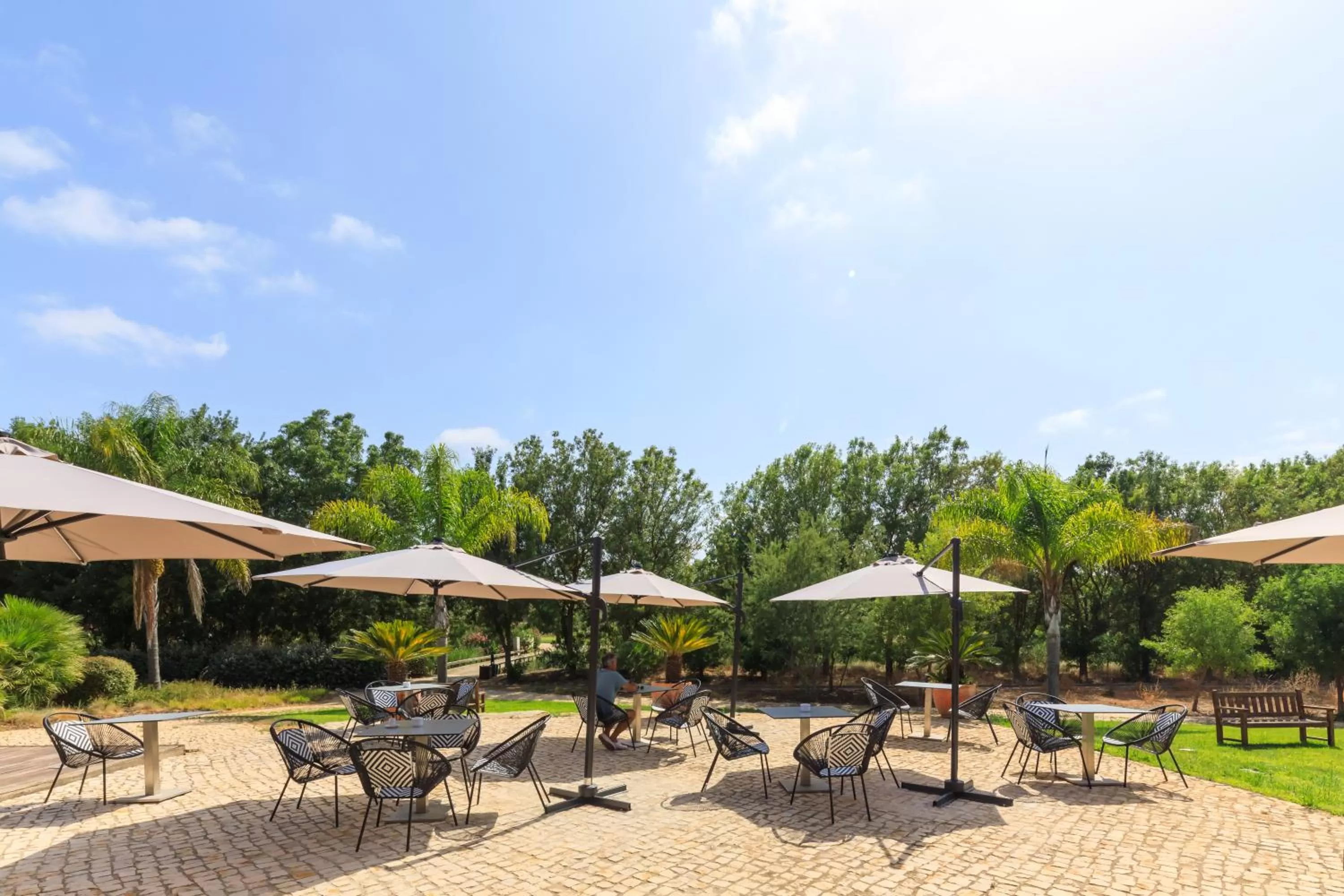 Lounge or bar in Amendoeira Golf Resort