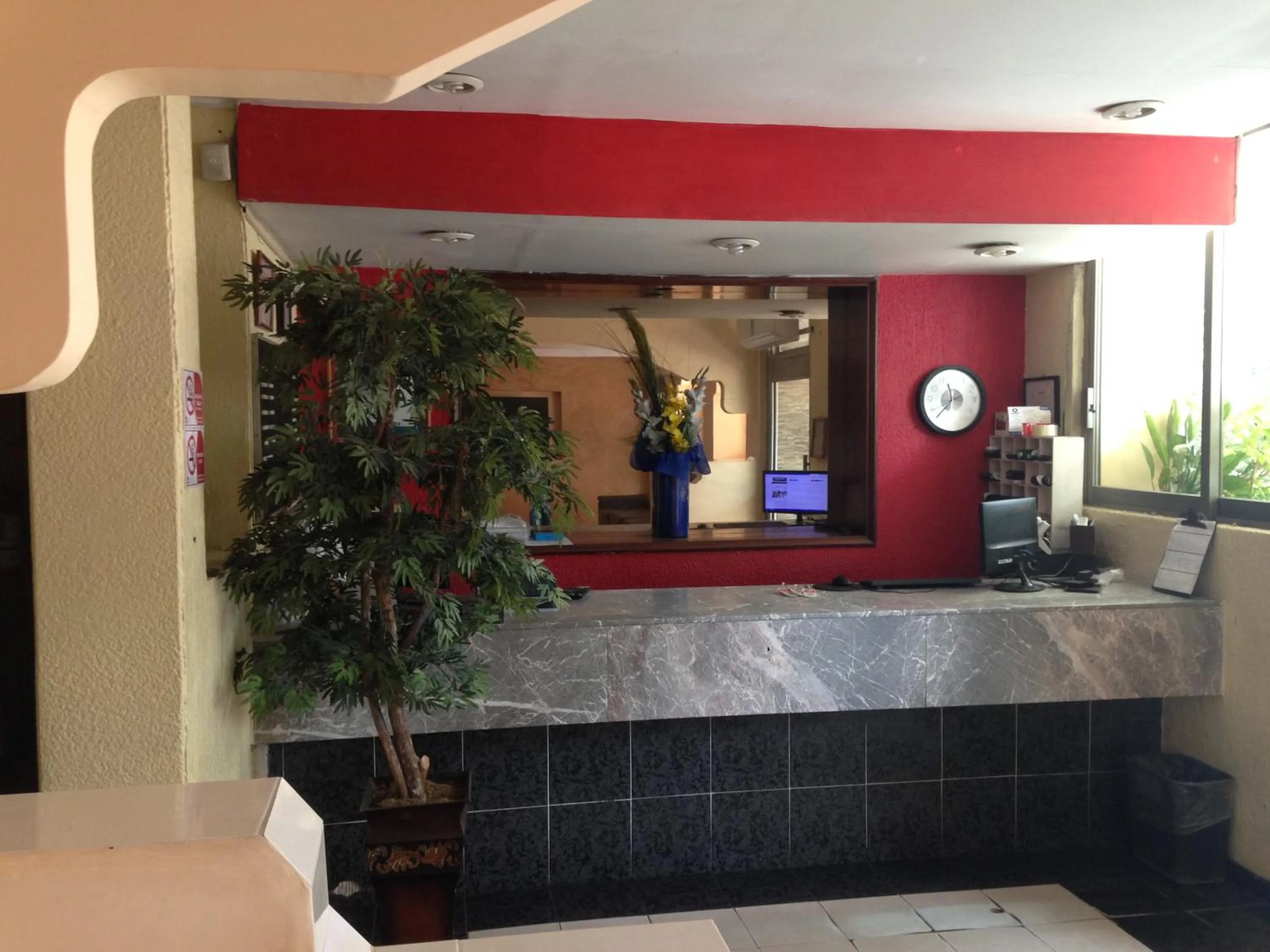 Lobby or reception in Hotel Moreno