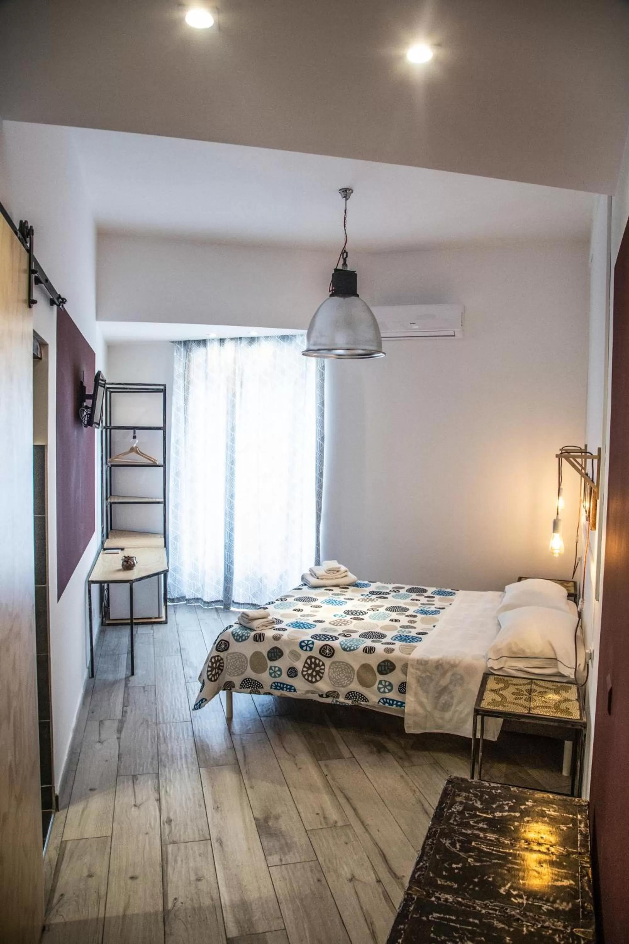 Bed in Borgo Vergini Garden B&B