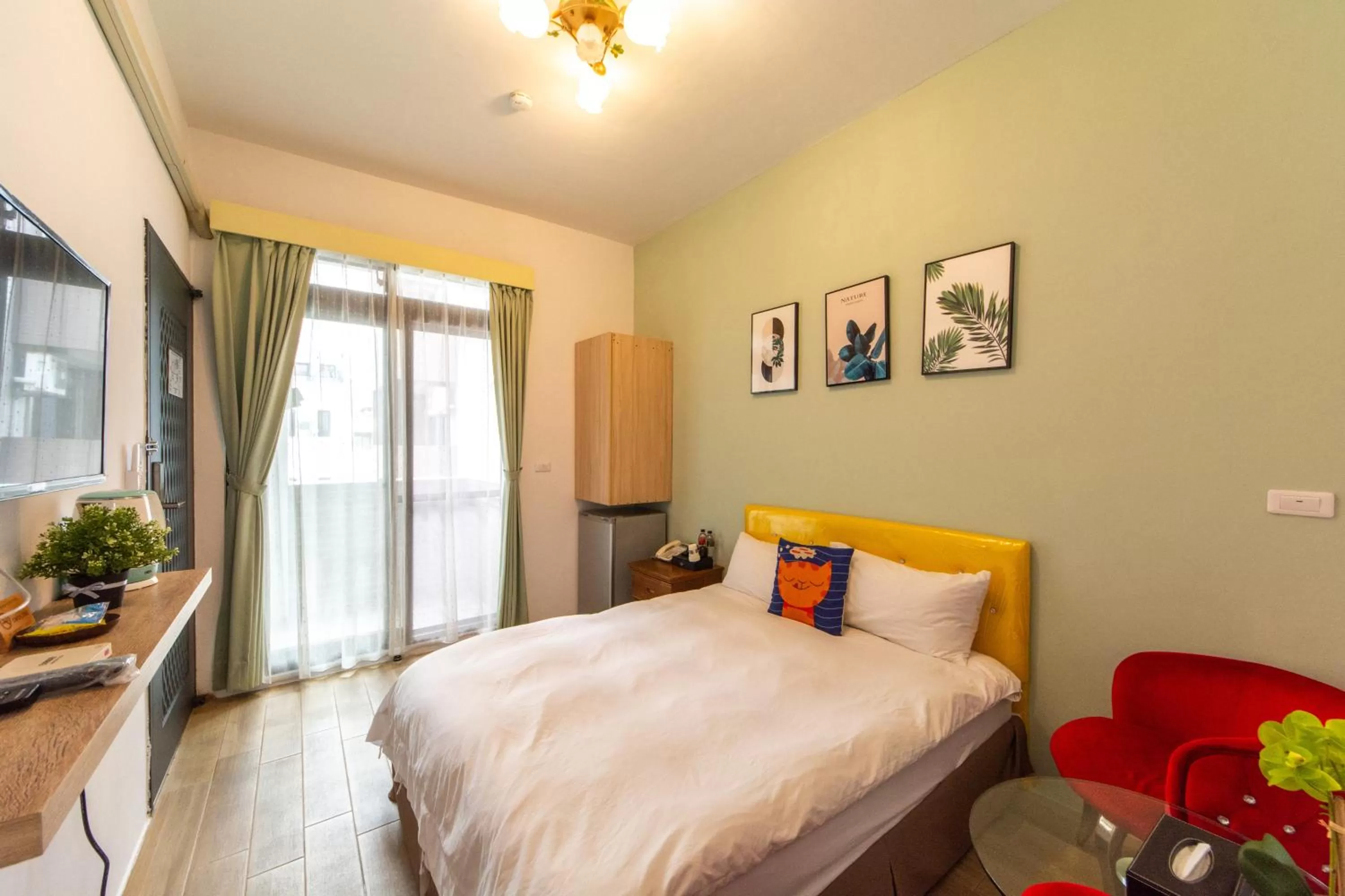 Decorative detail, Bed in Jinguann B&B