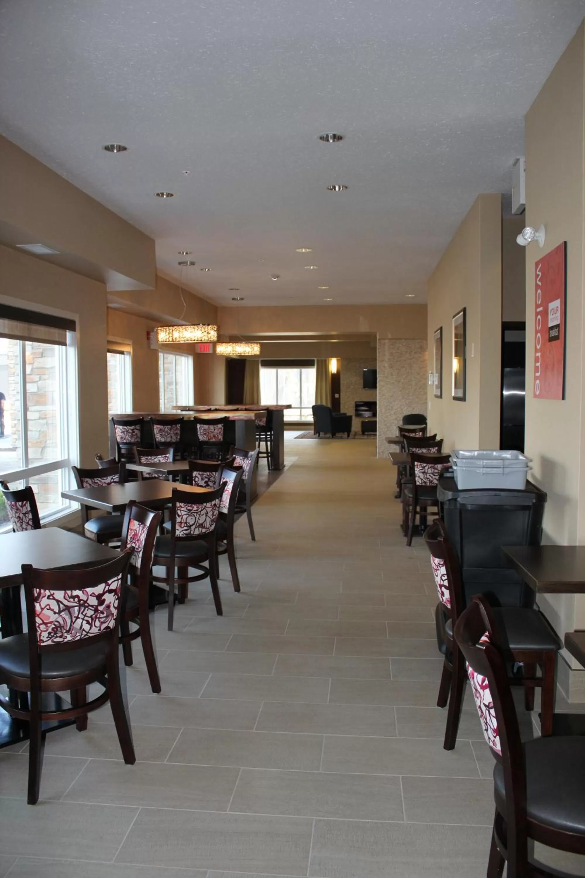 Restaurant/places to eat in Comfort Inn & Suites Edmonton International Airport