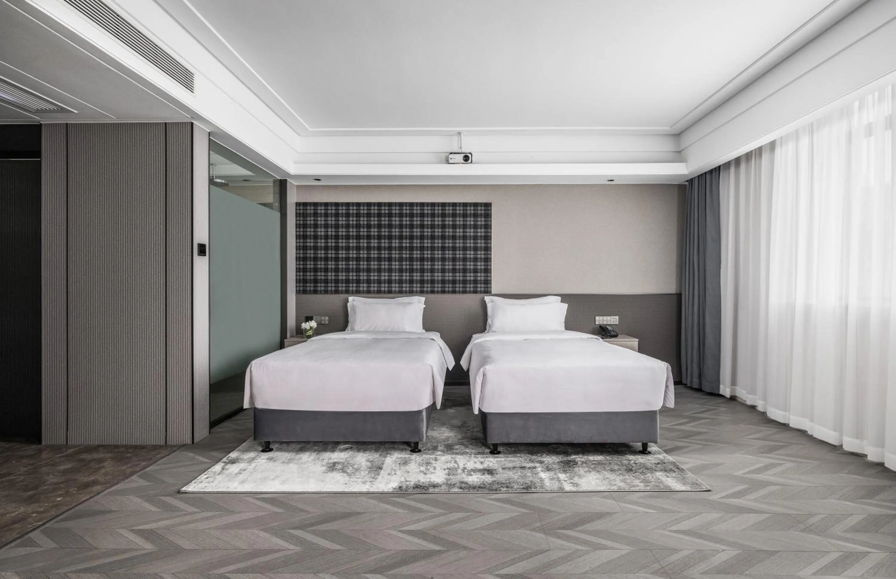 Photo of the whole room, Bed in Bali Yating Hotel