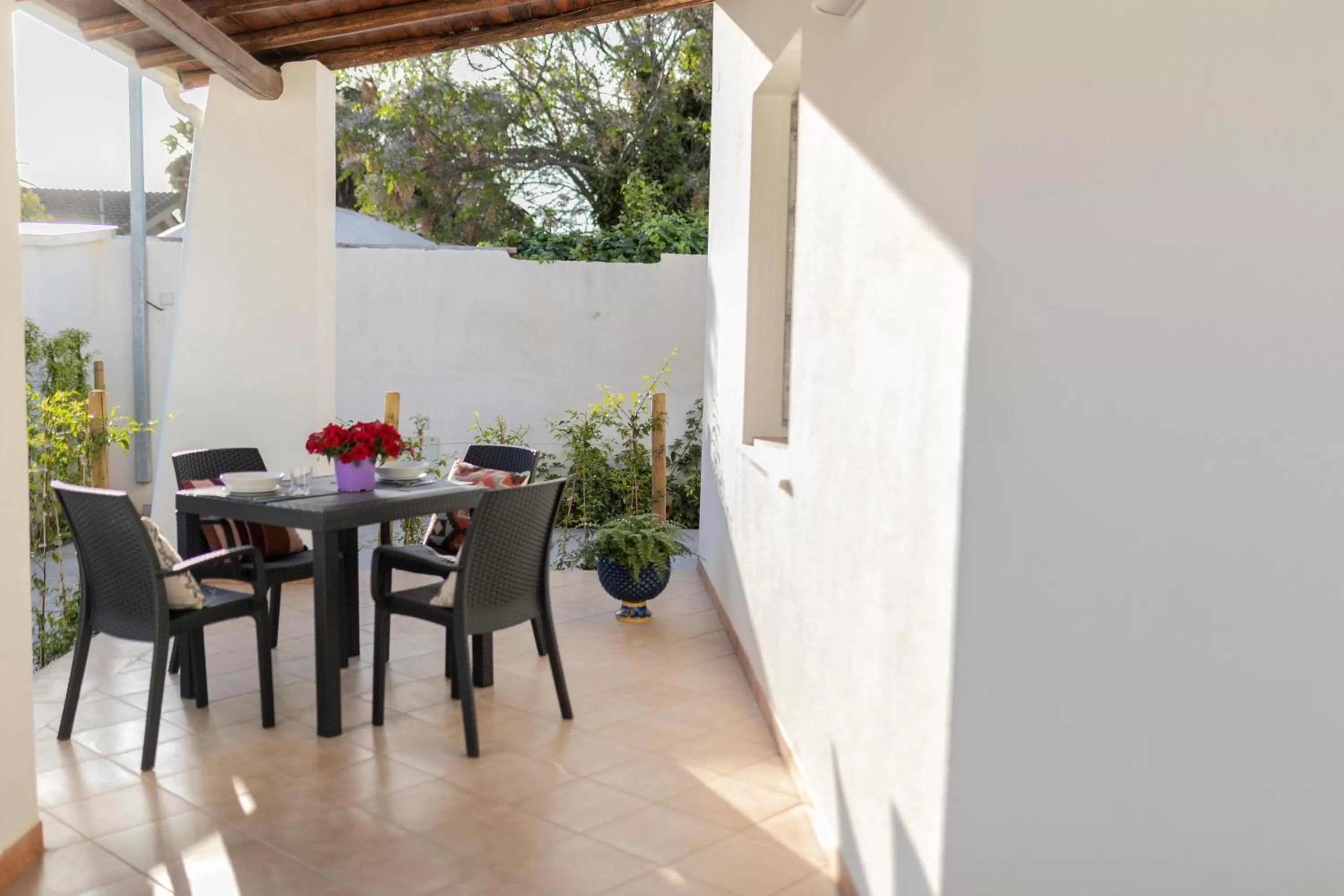 MrBrown - Cinzia Resort Beach