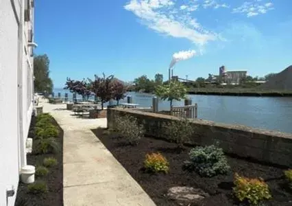 Double Room with Two Double Beds and River View - Non-Smoking in Comfort Inn River's Edge Double Room with Two Double Beds and River View - Non-Smoking in Comfort Inn River's Edge