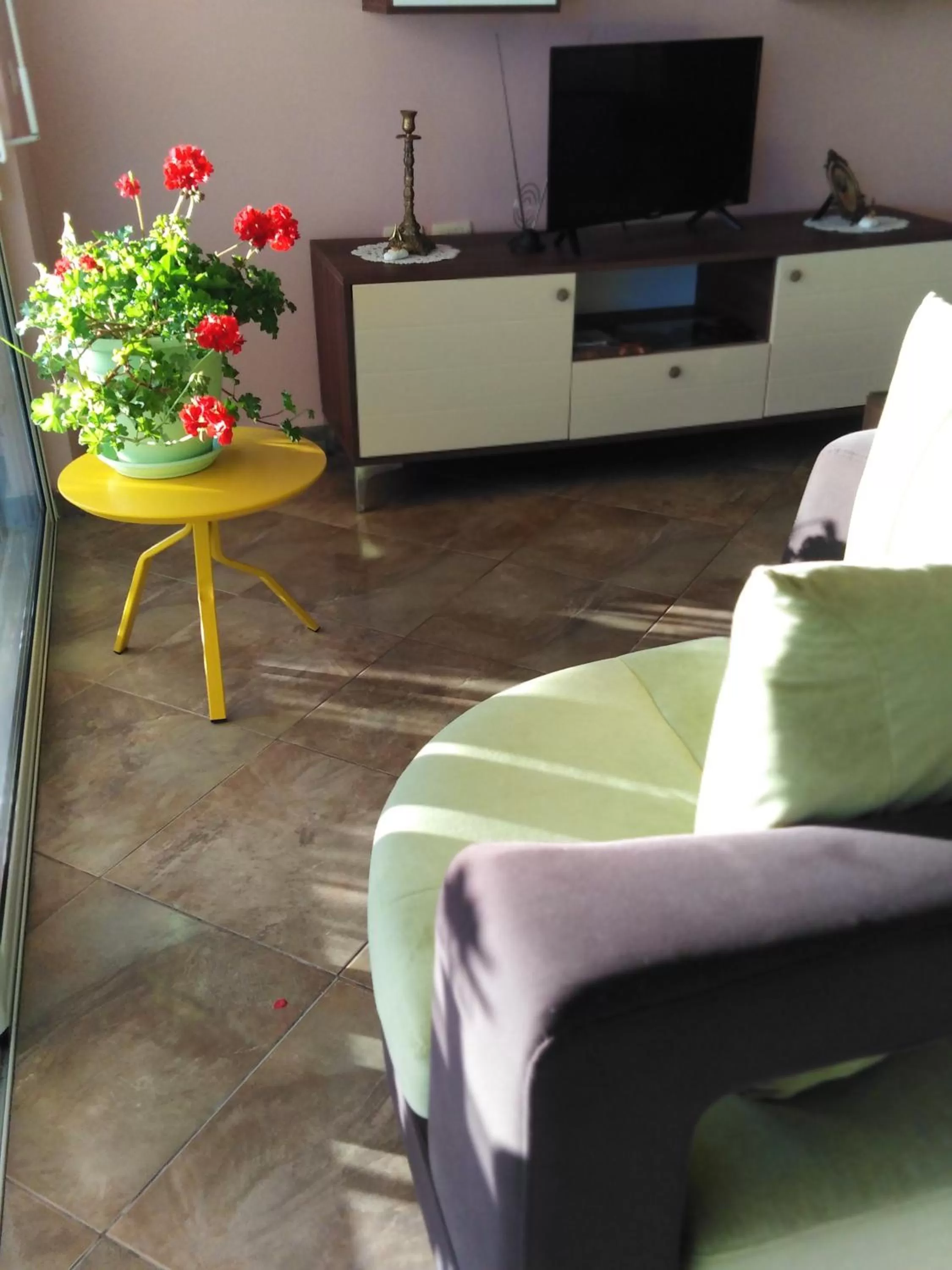 TV and multimedia in Jelena's Luxury Apartments