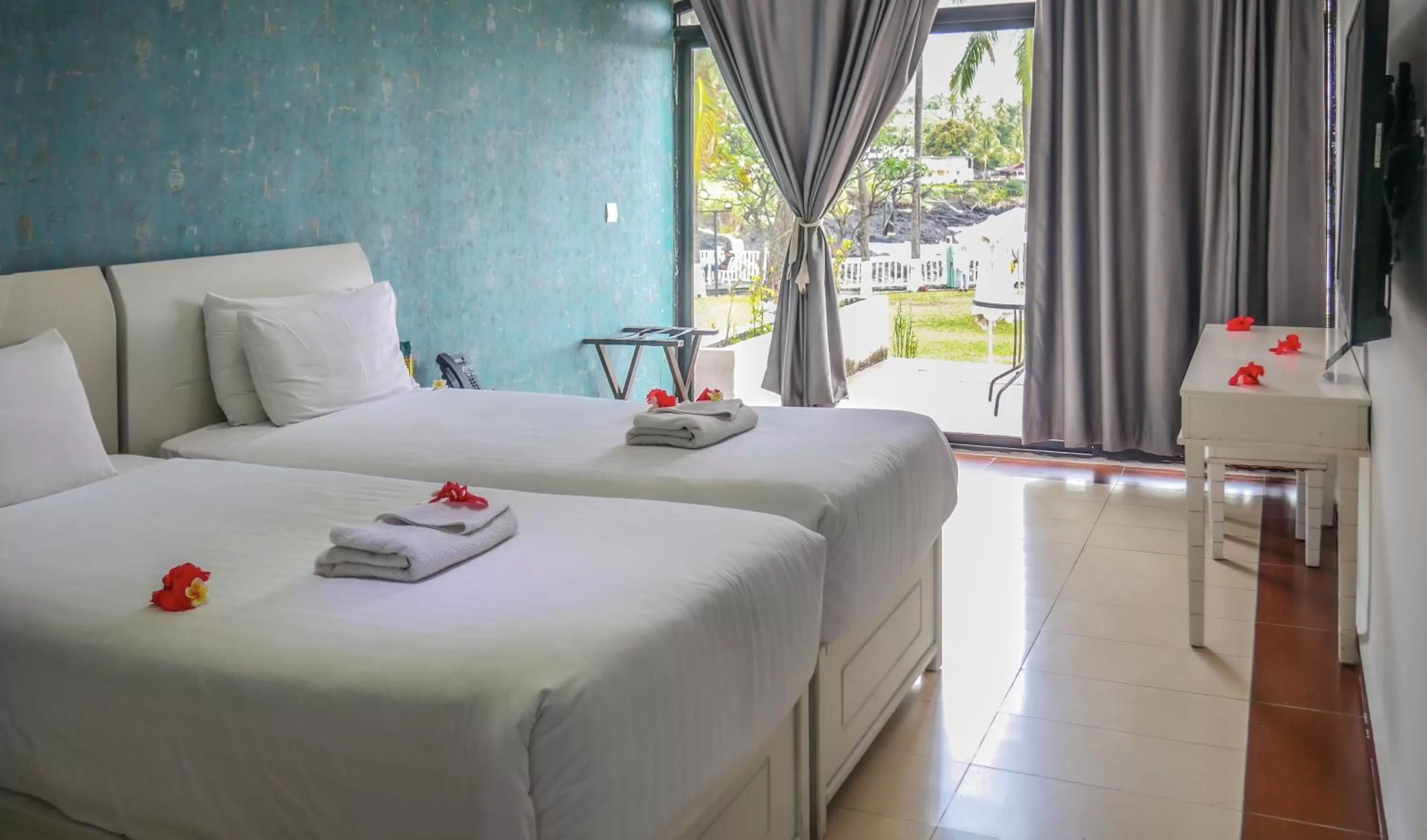 Bed in Golden Tulip Grande Comore Moroni Resort & Spa