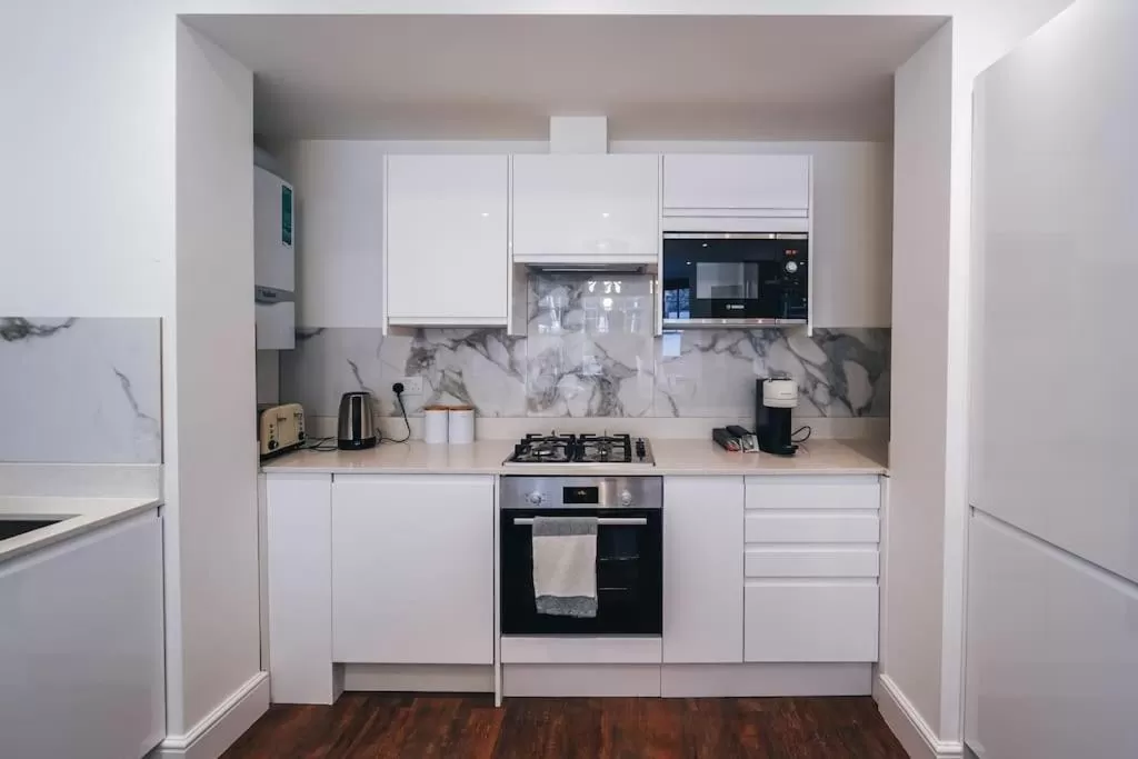 Kitchen/Kitchenette in The Avonmore Olympia