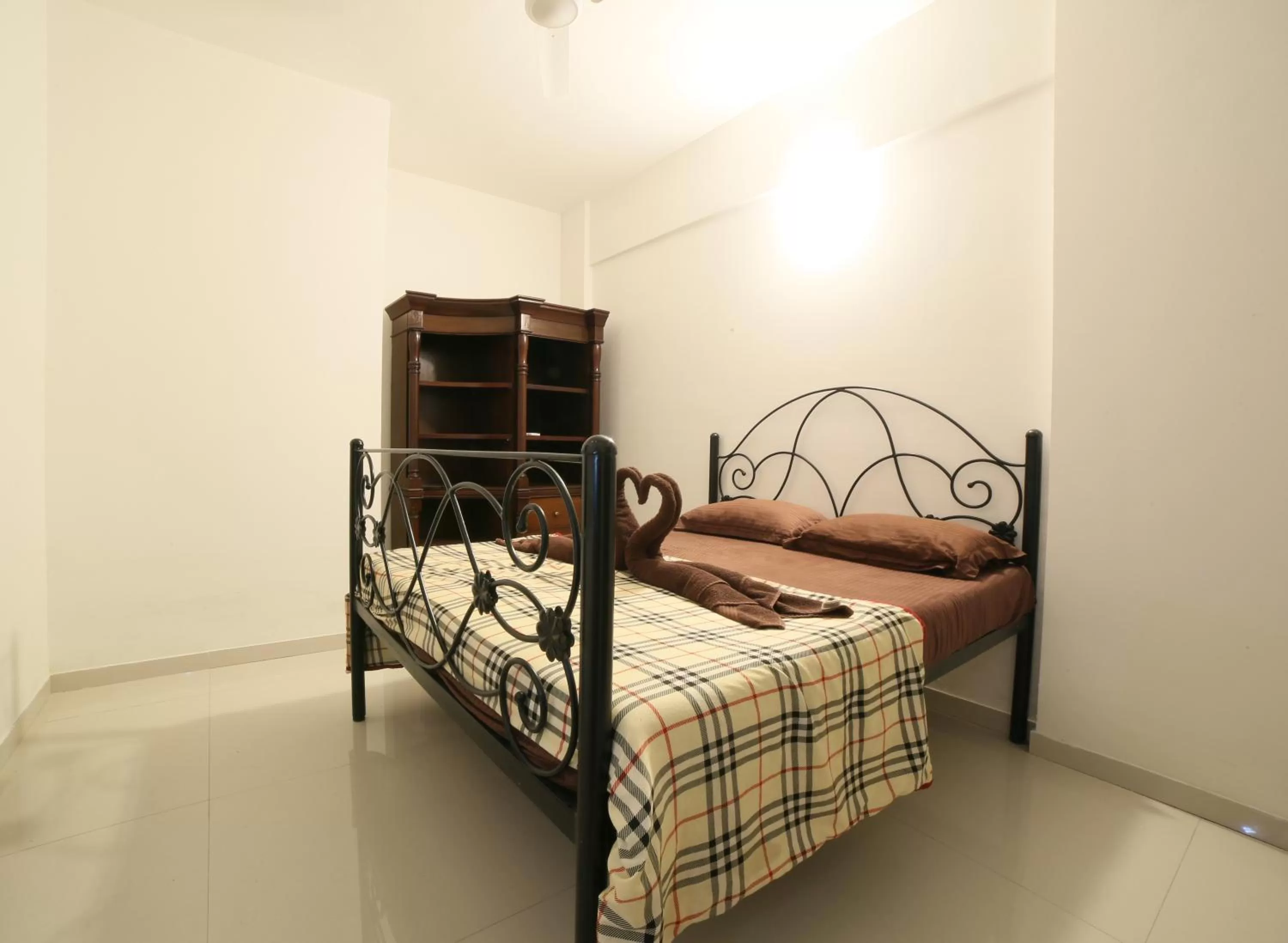 Bedroom, Bed in Acons Palm Beach