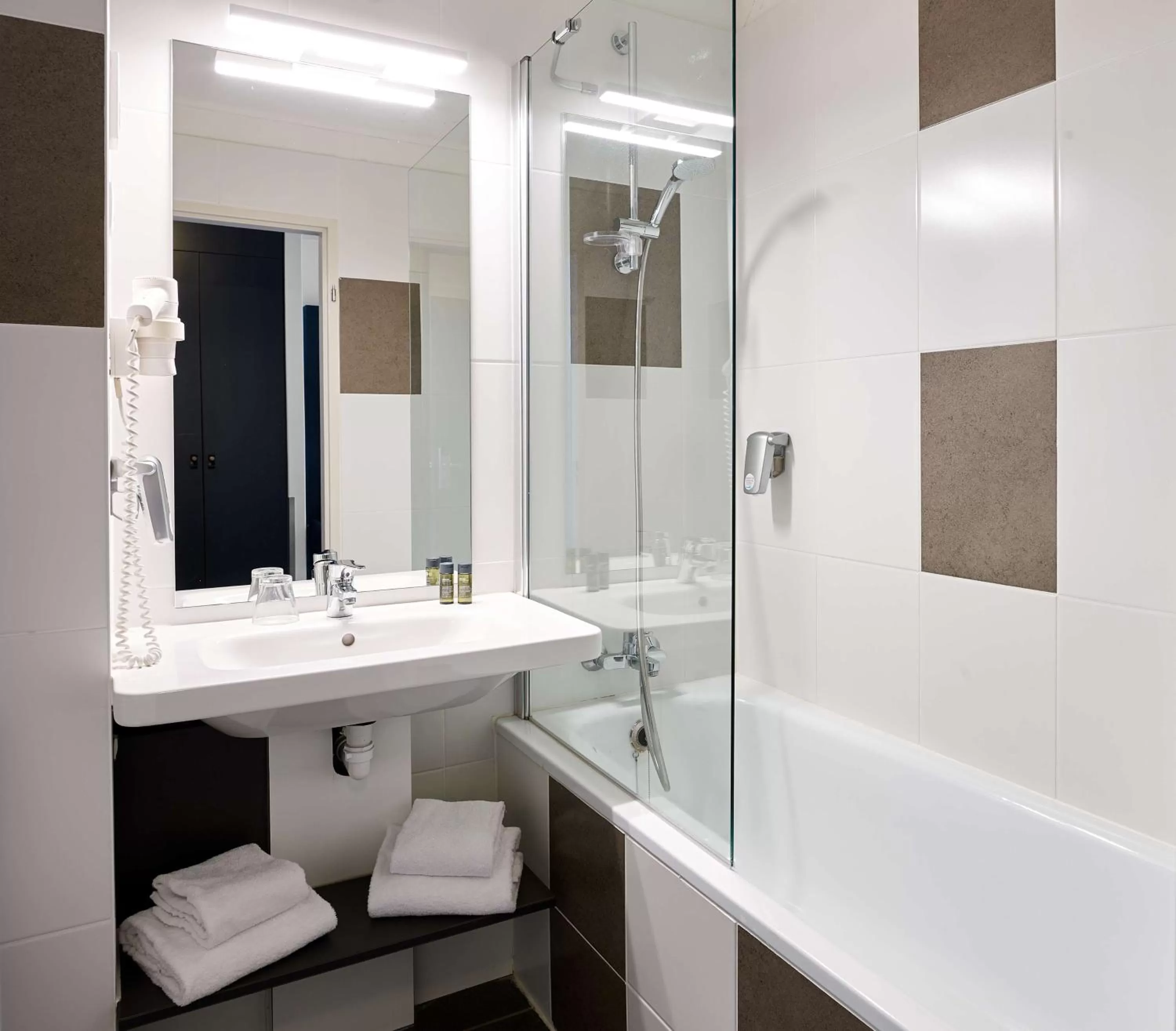 Bathroom in Best Western Hotel Wavre