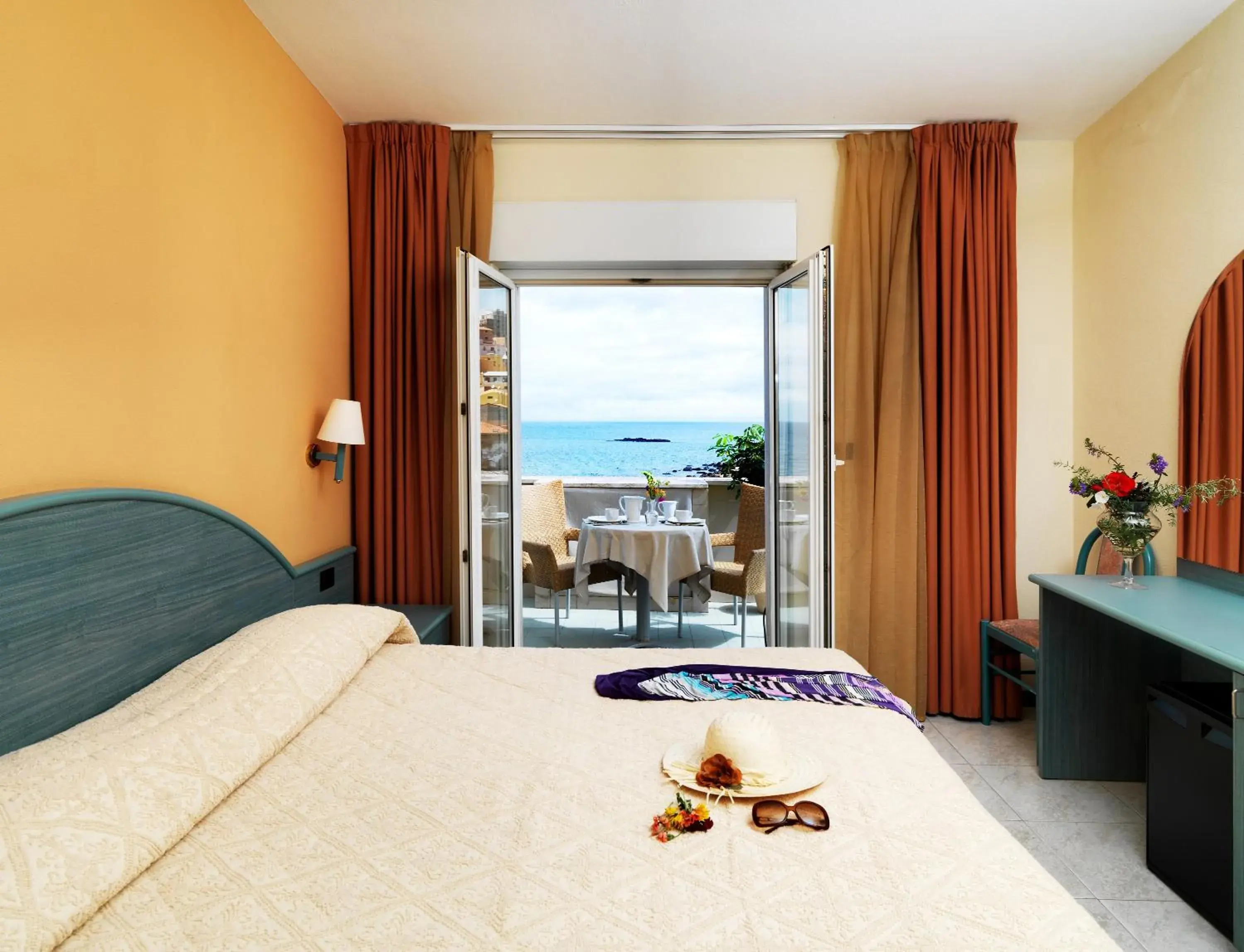 Double Room with Balcony and Sea View in Hotel & SPA Riviera Castelsardo Double Room with Balcony and Sea View in Hotel & SPA Riviera Castelsardo