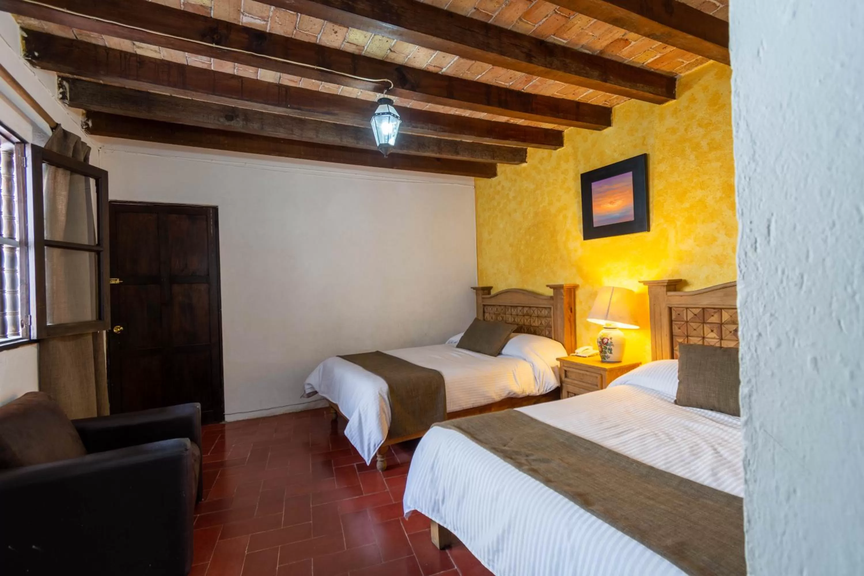 Photo of the whole room in Hotel Casa Sangre de Cristo