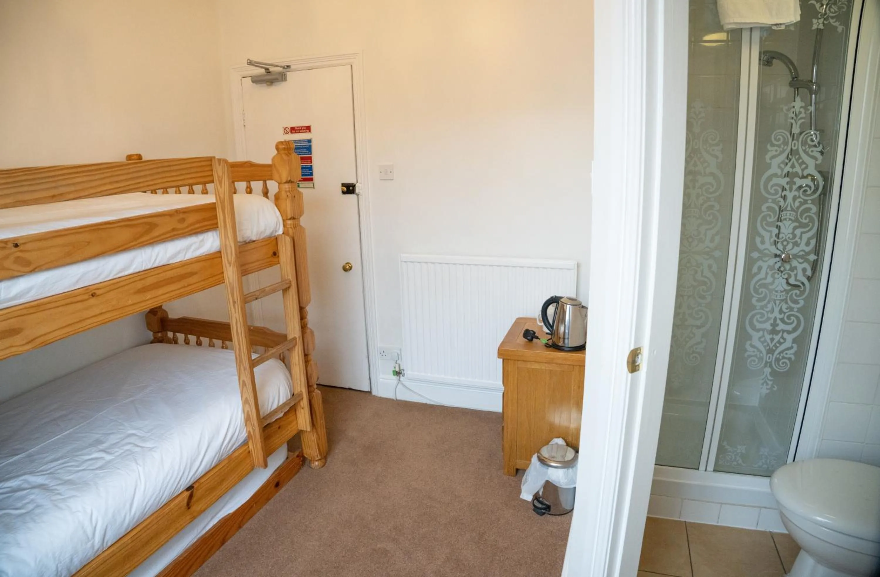 Shower, Bed in Llandudno Hostel