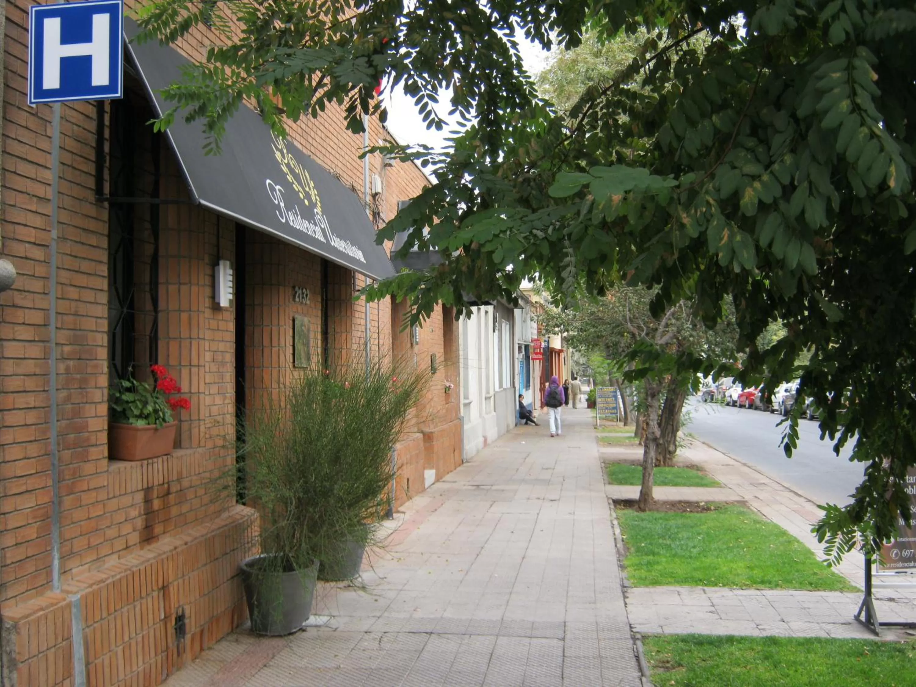 Facade/entrance in Residencial Universitaria