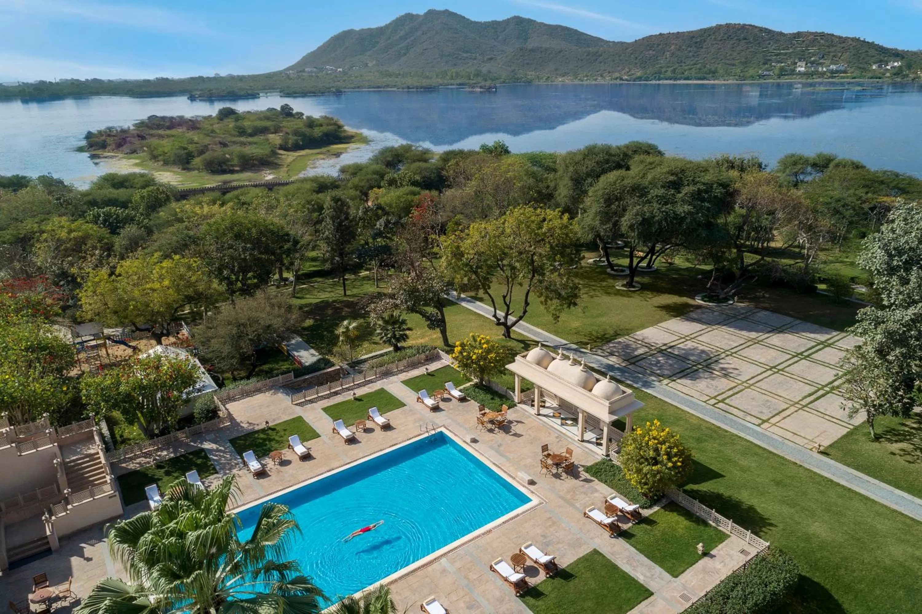 Swimming pool in Trident Udaipur