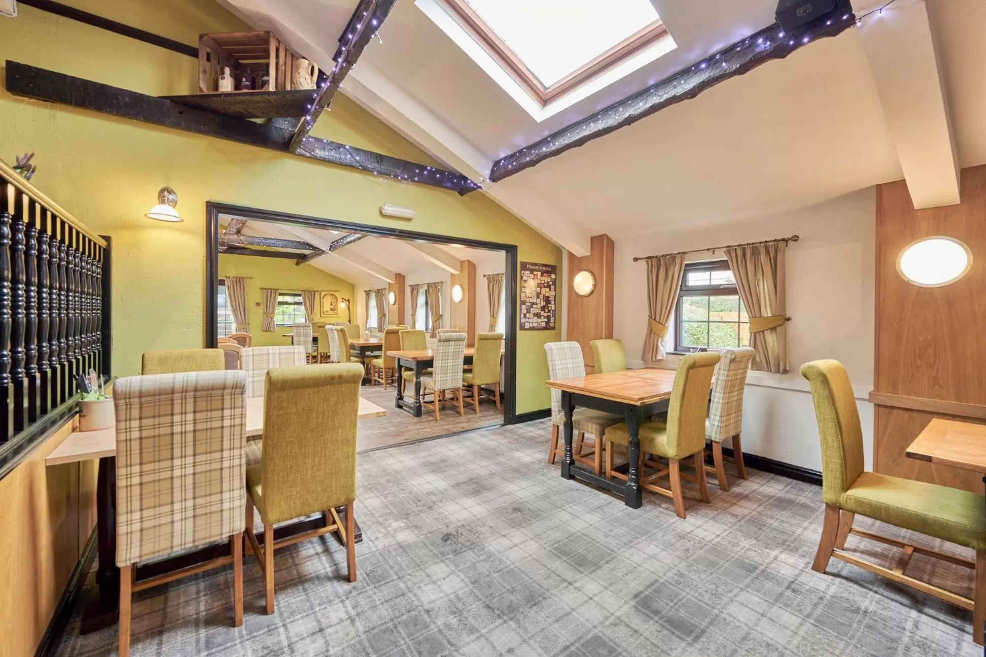 Restaurant/places to eat in The Old Ginn House Inn