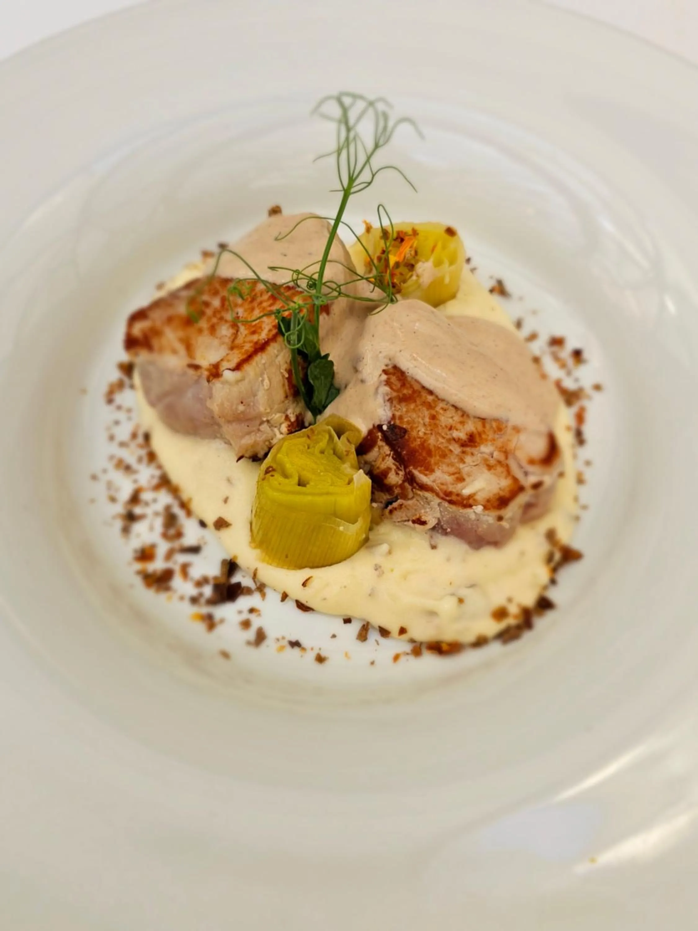 Restaurant/places to eat in Hotel Le Premier