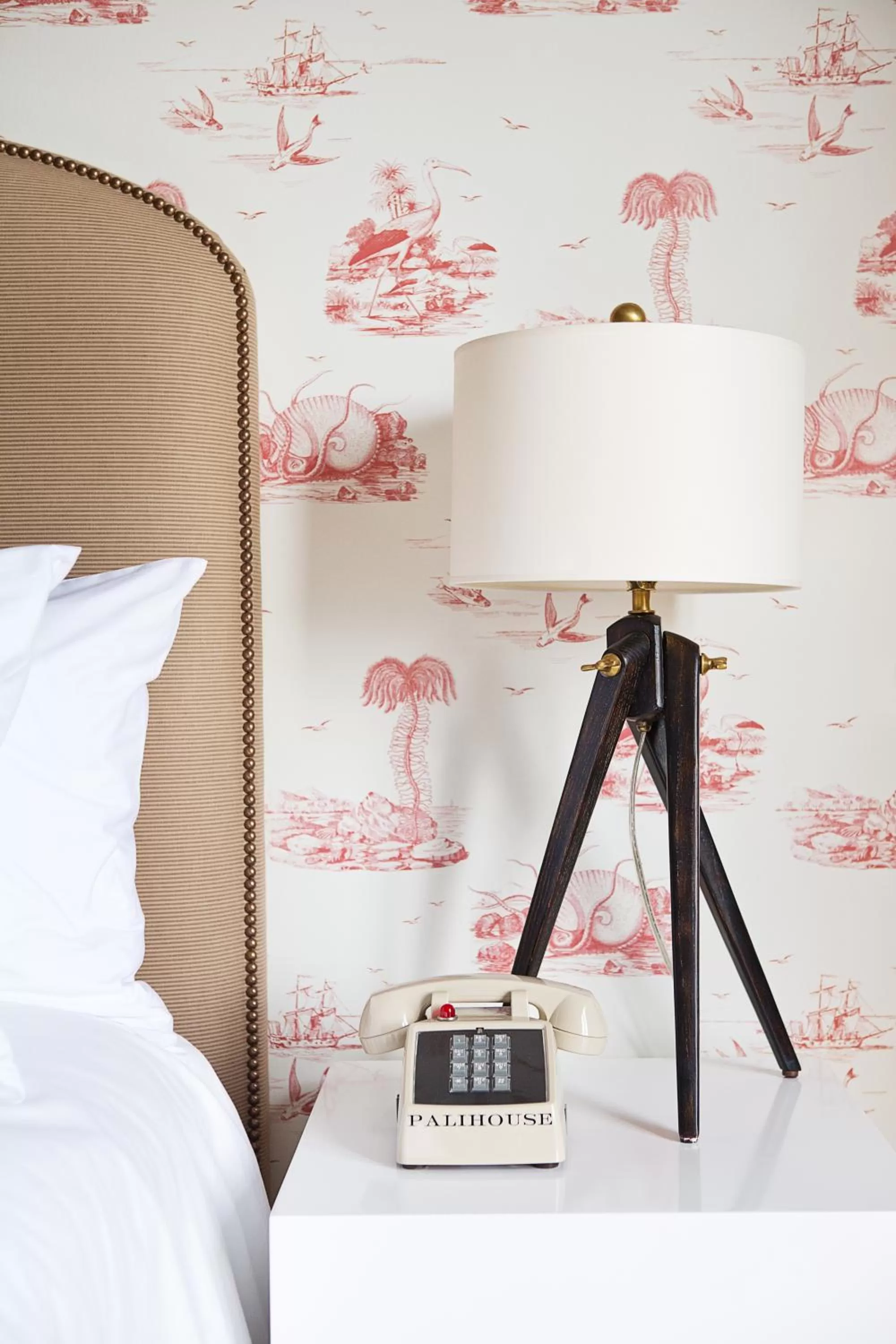 Decorative detail, Bed in Palihouse Santa Monica