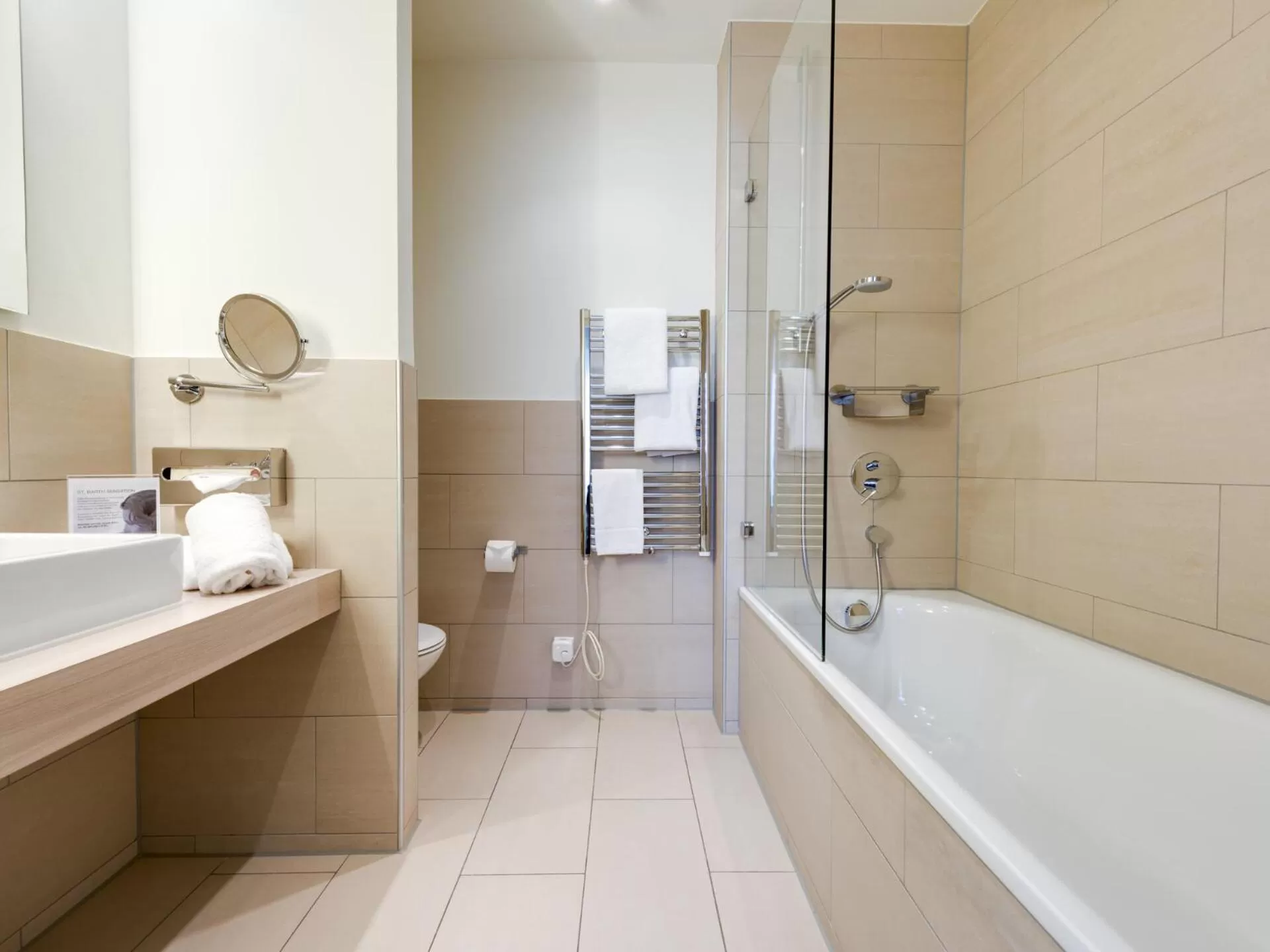 Bathroom in Aspria Hannover Maschsee Sport & Spa