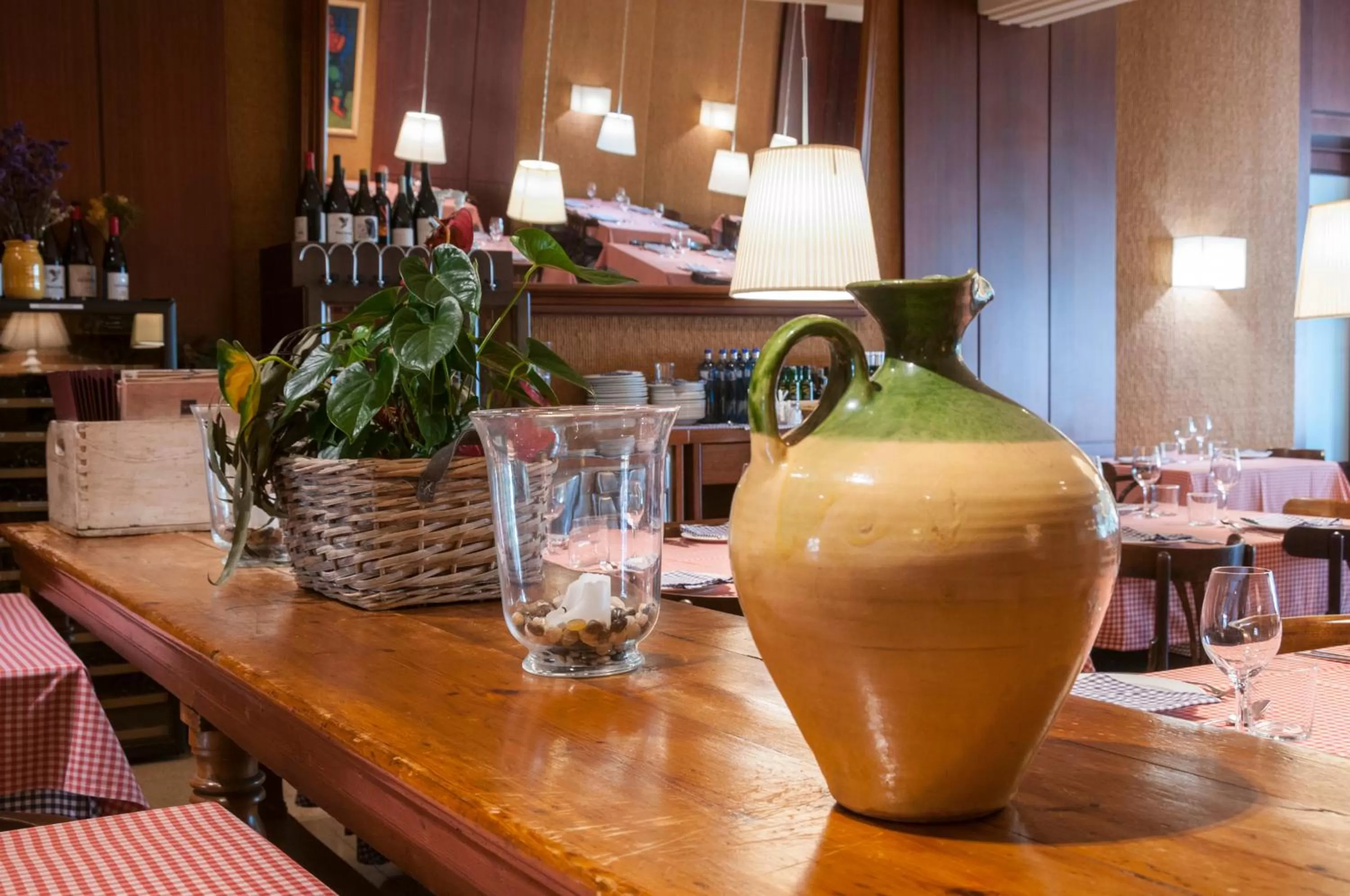 Restaurant/places to eat in Hotel-Hostal Sport