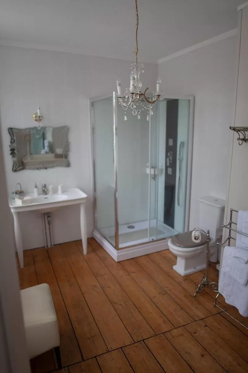 Bathroom in Bienvenue Chez Nous