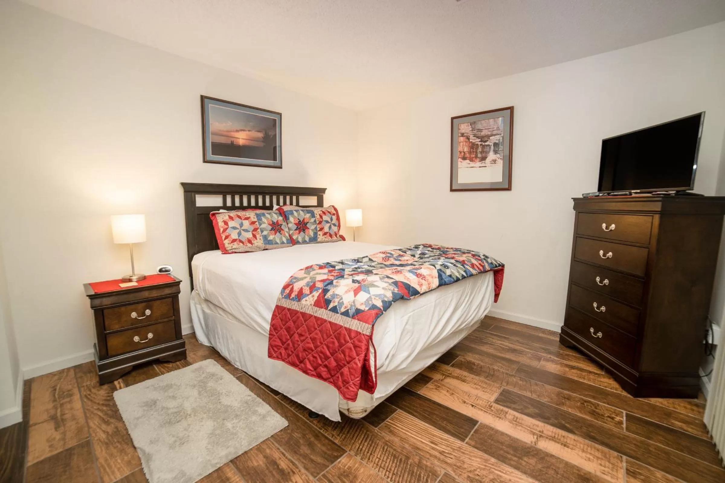 Bed in Pointe Royale Golf Resort