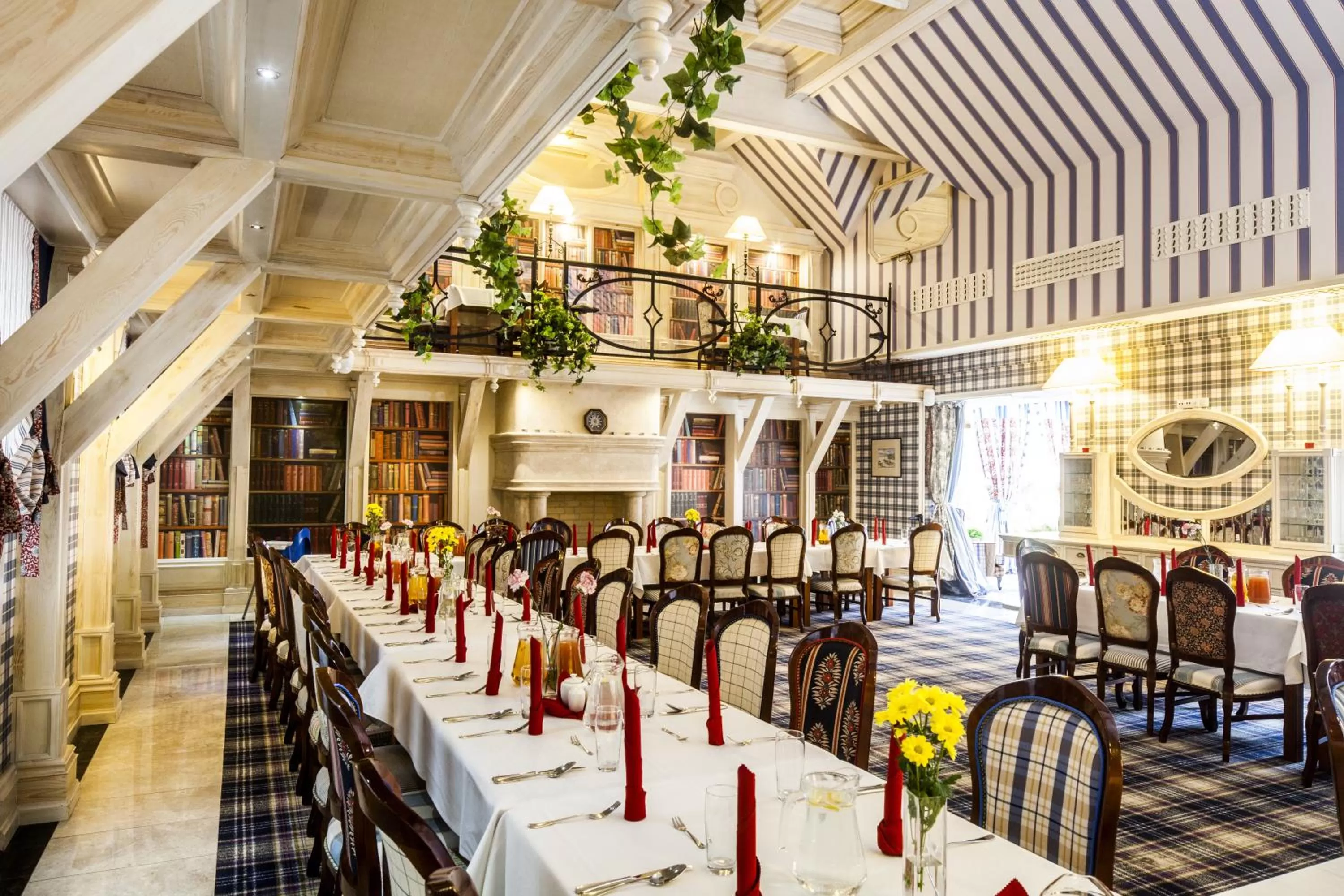 Restaurant/places to eat in Hotel St. Bruno