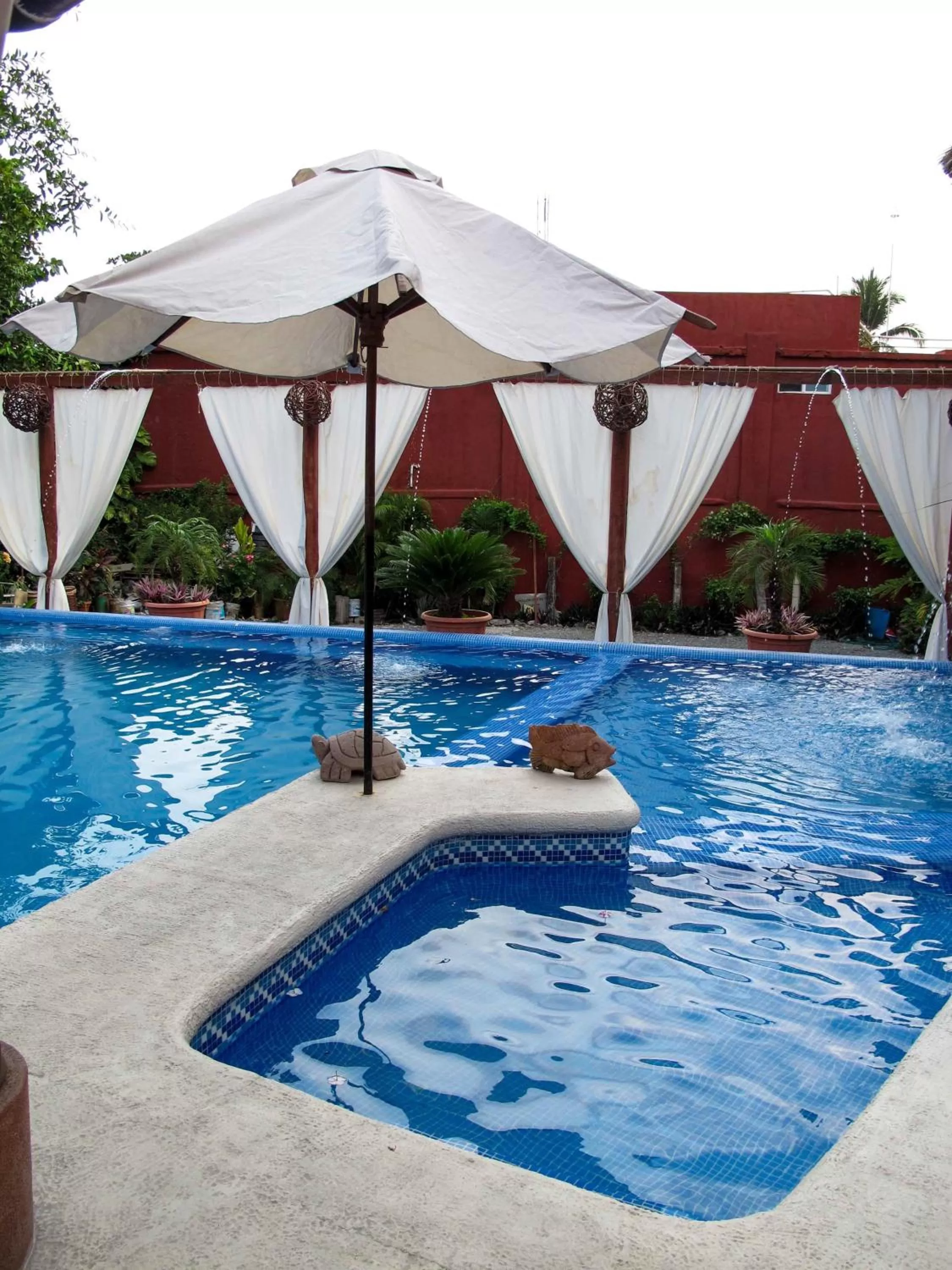 Swimming Pool in Hotel Villas Las Azucenas