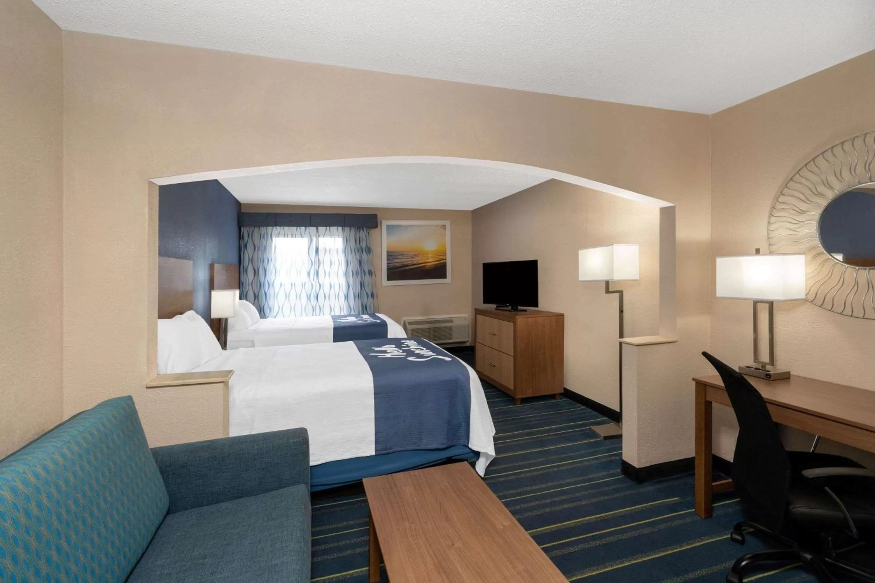 Photo of the whole room, Bed in Days Inn by Wyndham Panama City