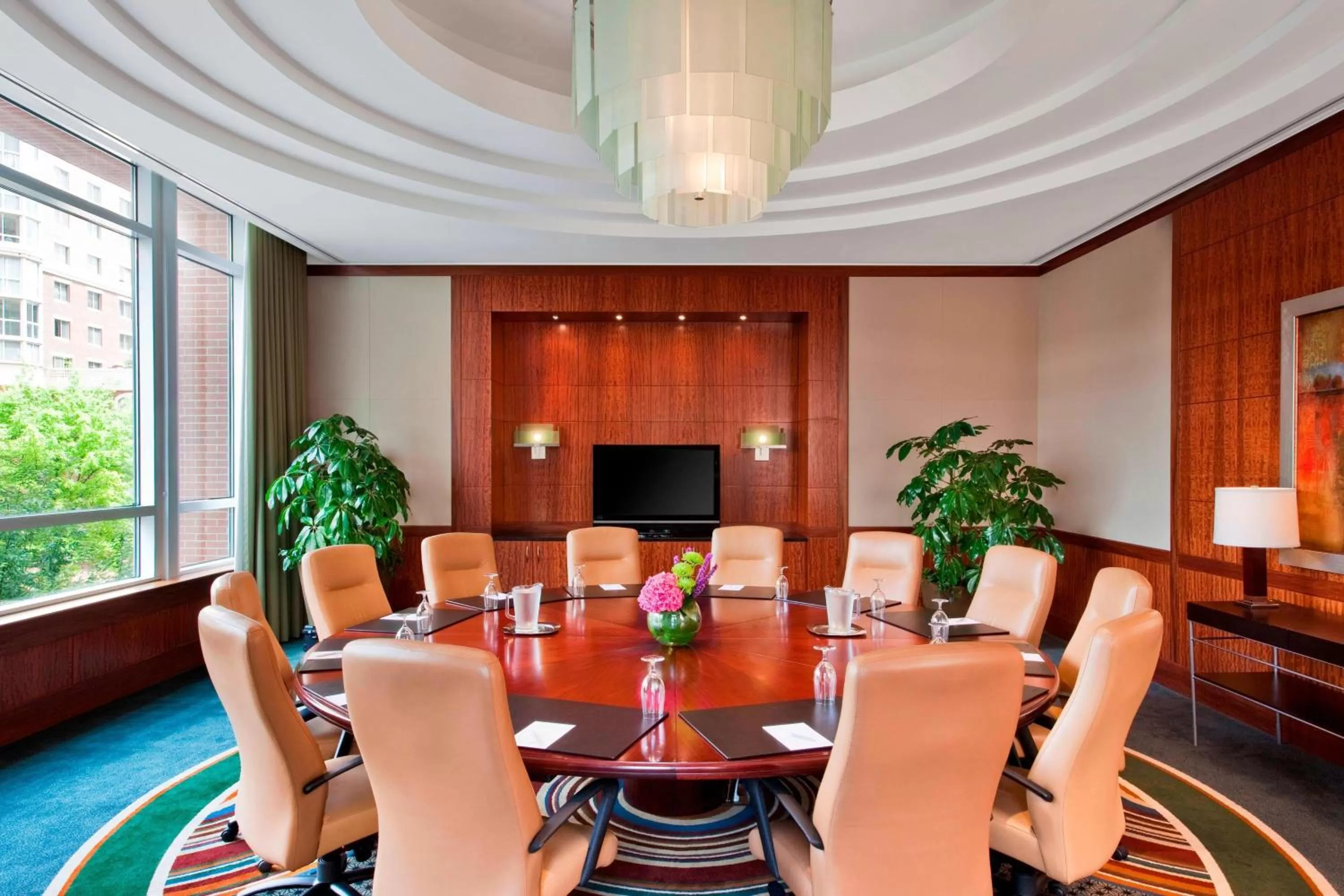 Meeting/conference room in The Westin Alexandria Old Town