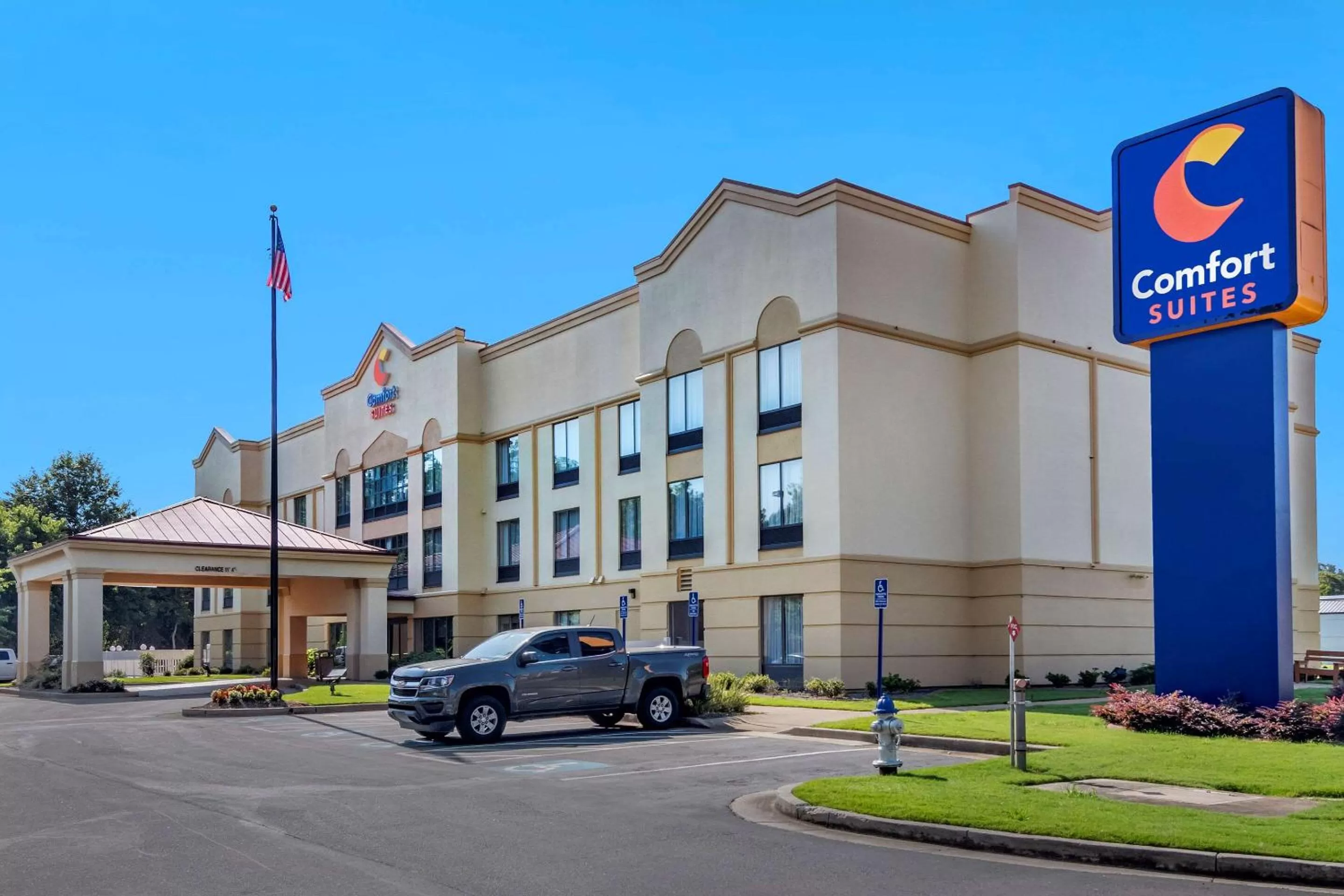 Property building in Comfort Suites Woodstock - Atlanta North