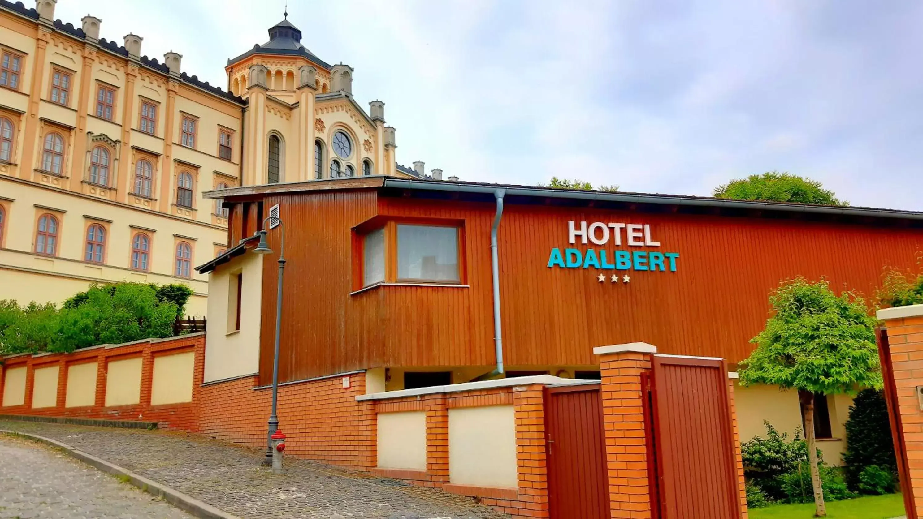 Hotel Adalbert Szent György Ház Hotel Adalbert Szent György Ház