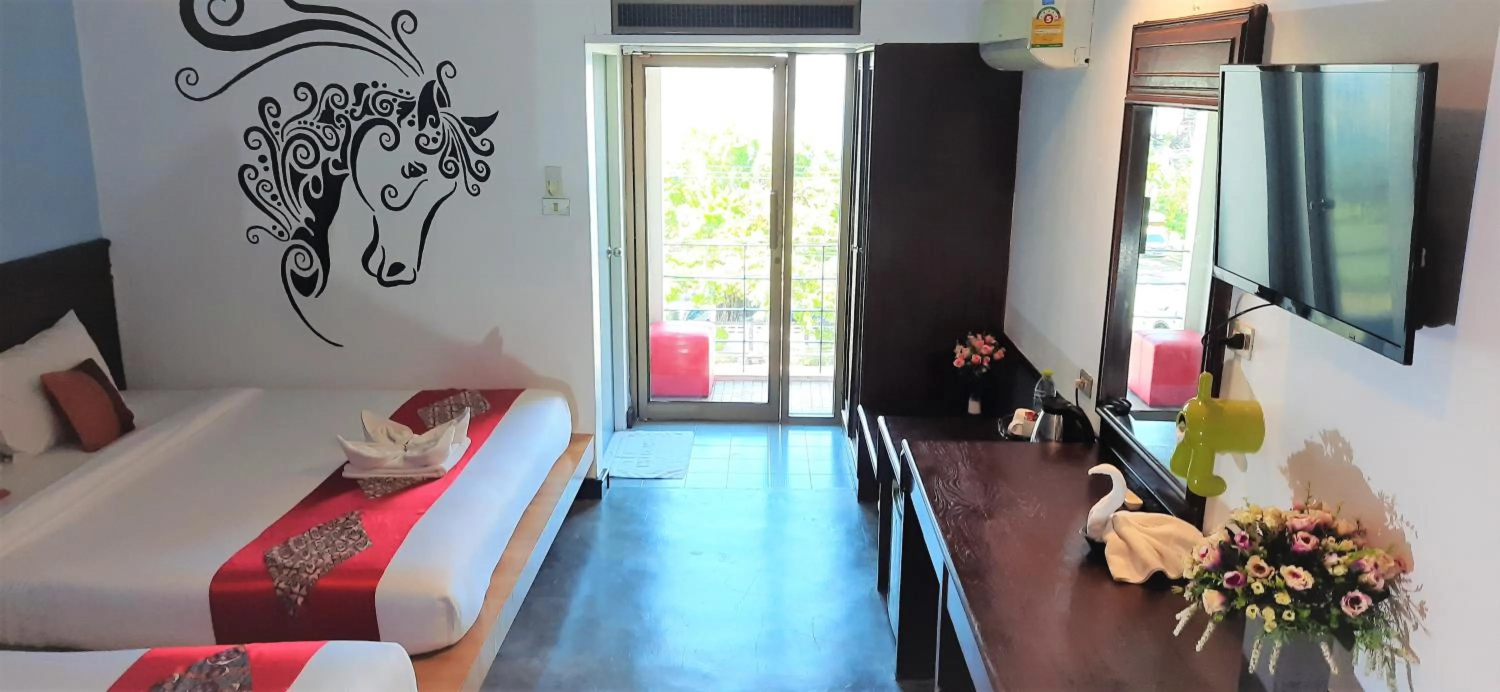 Bed in La Moon At Phuket - SHA Extra Plus