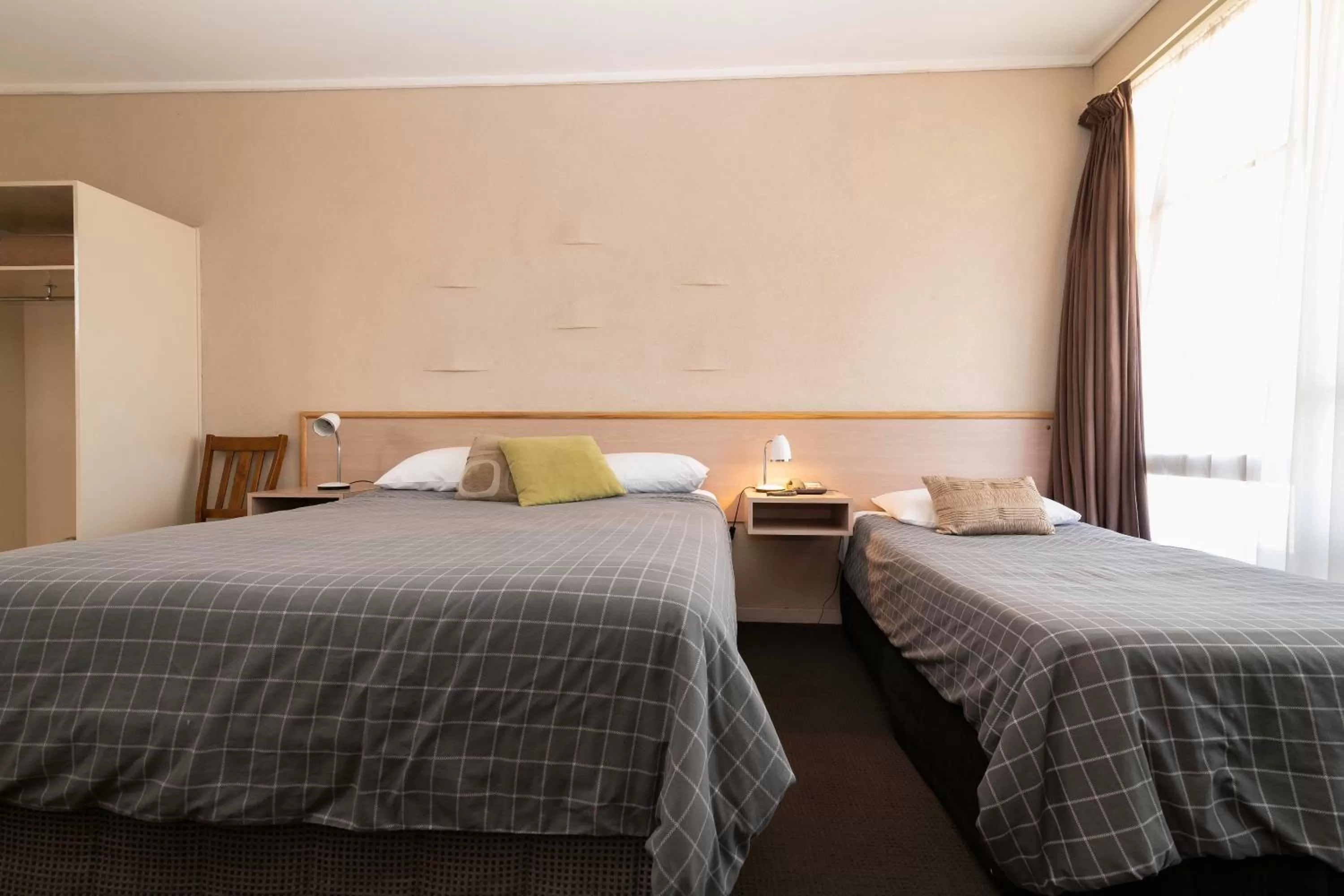 Bed in The Prince Mark Motel