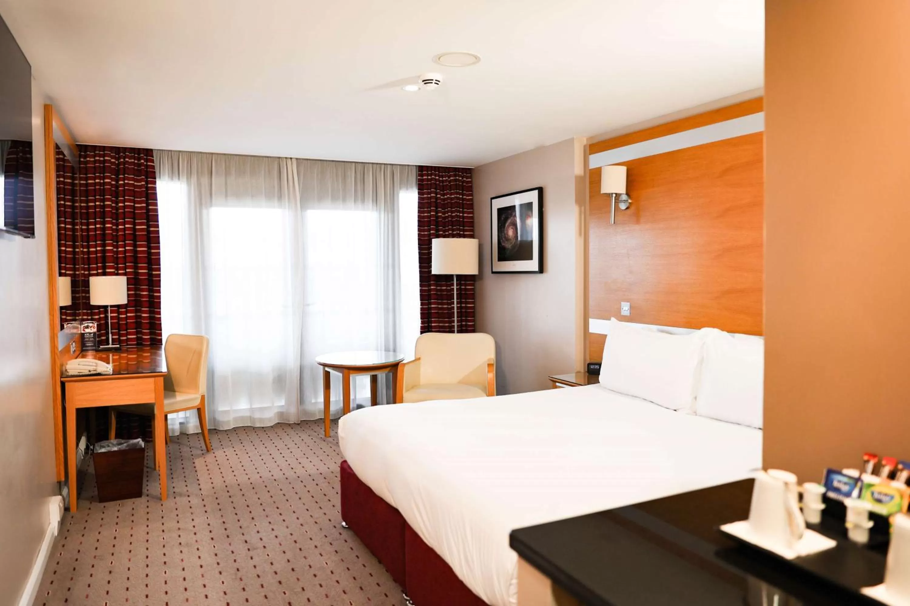Bedroom, Bed in DoubleTree By Hilton Milton Keynes