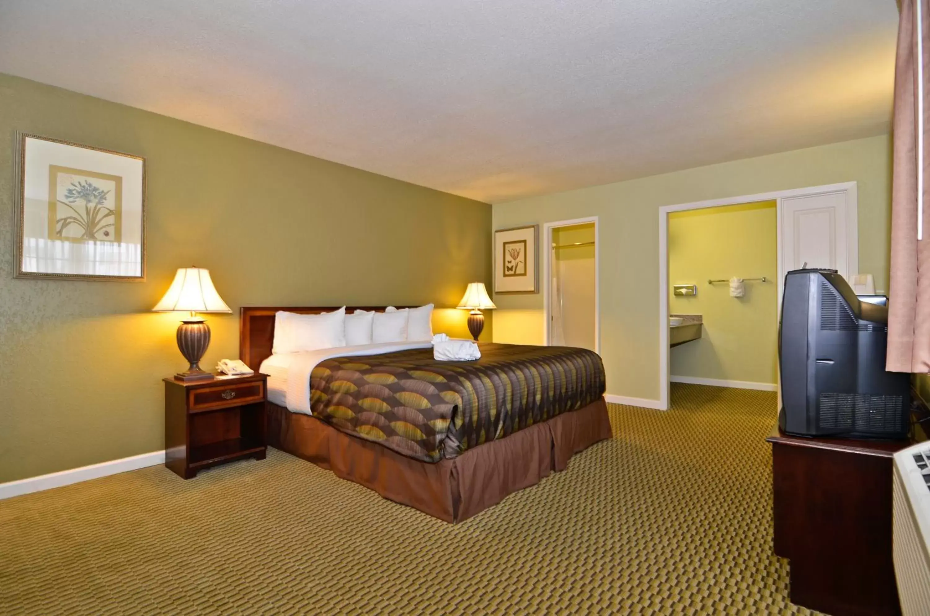 King Room - Disability Access - Non Smoking in Best Western Anderson Inn King Room - Disability Access - Non Smoking in Best Western Anderson Inn