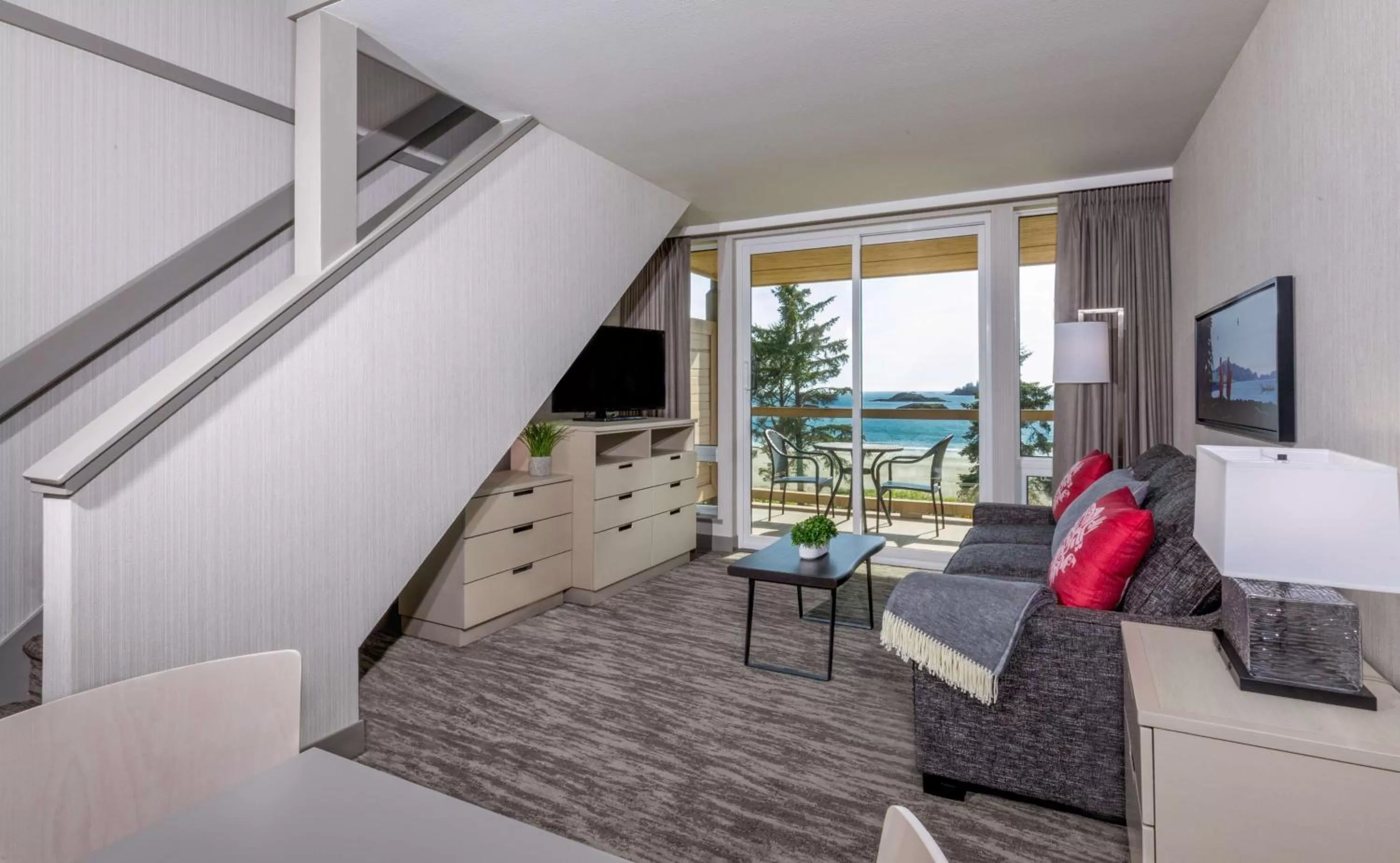 Photo of the whole room, Bed in Best Western Plus Tin Wis Resort