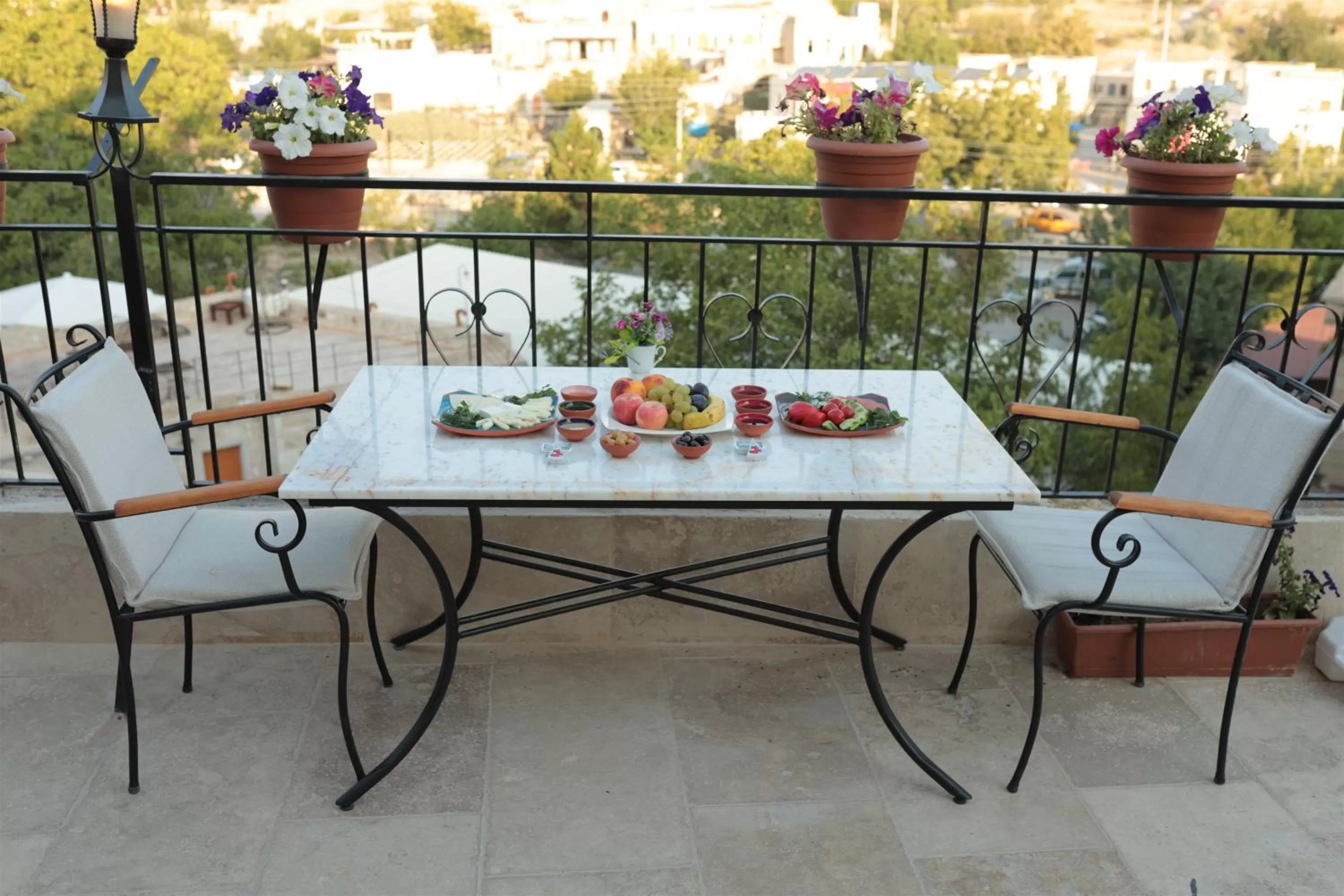 Balcony/Terrace in Guven Cave Hotel