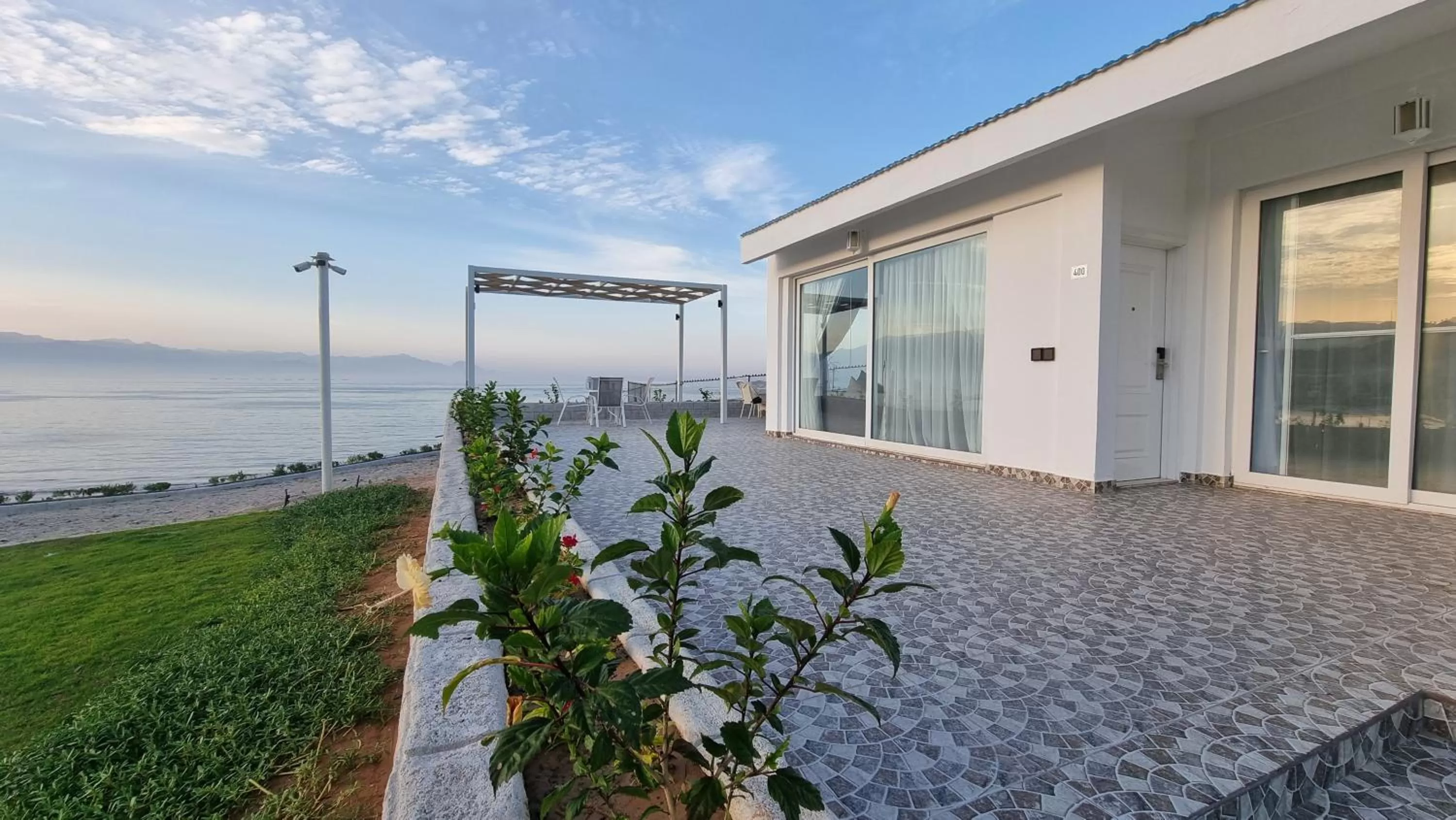 Balcony/Terrace in Holiday Beach Resort