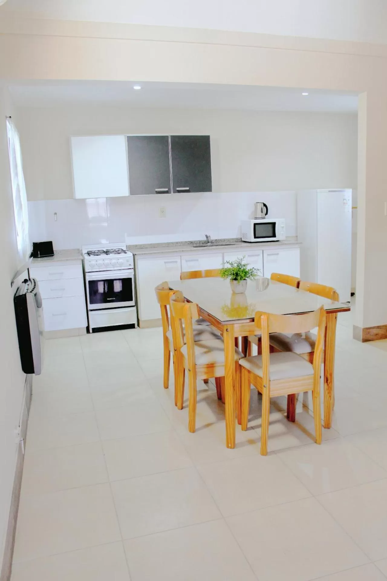 kitchen in Soltigua Apart Hotel Mendoza