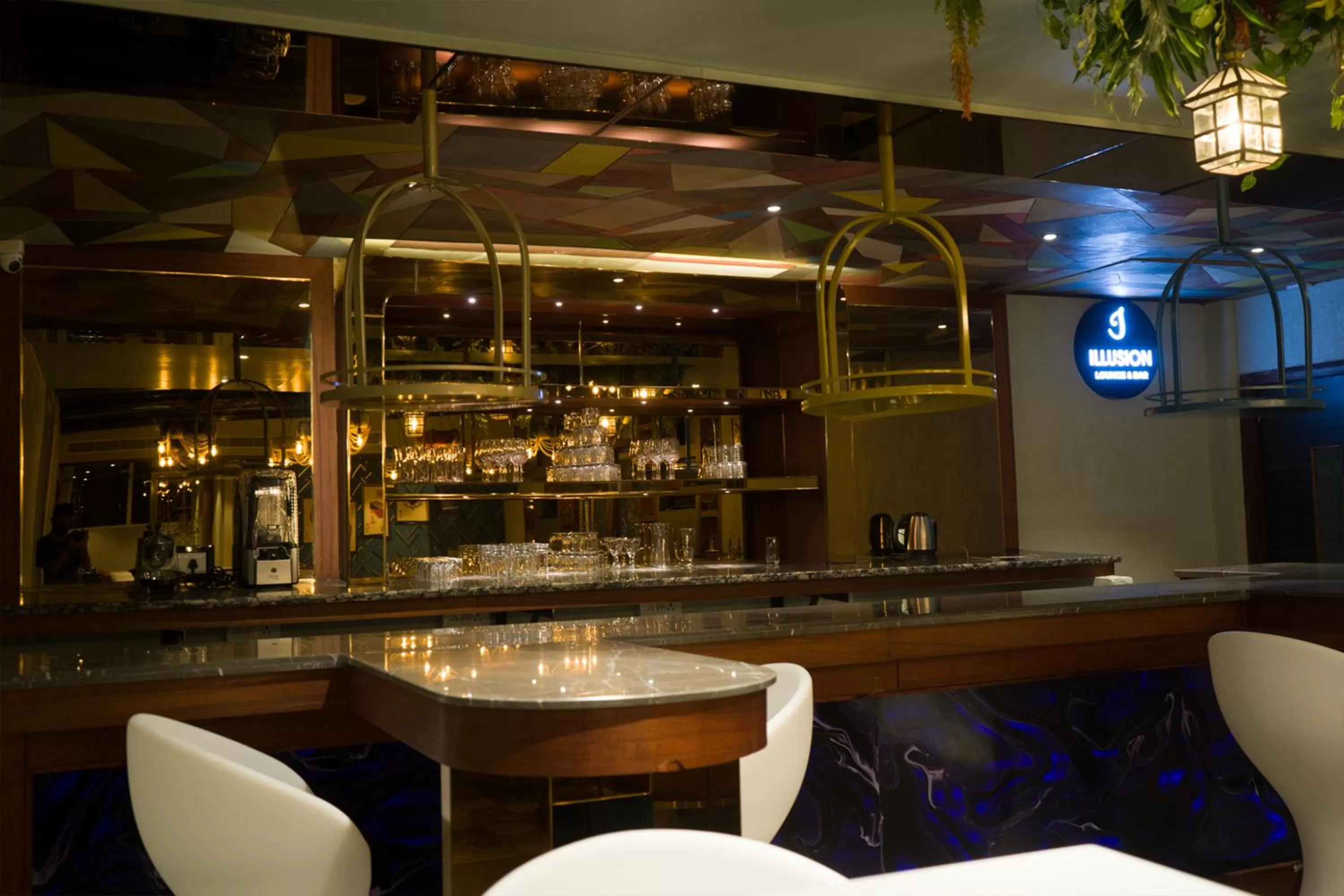 Lounge or bar in Clarks Inn Suites Kangra