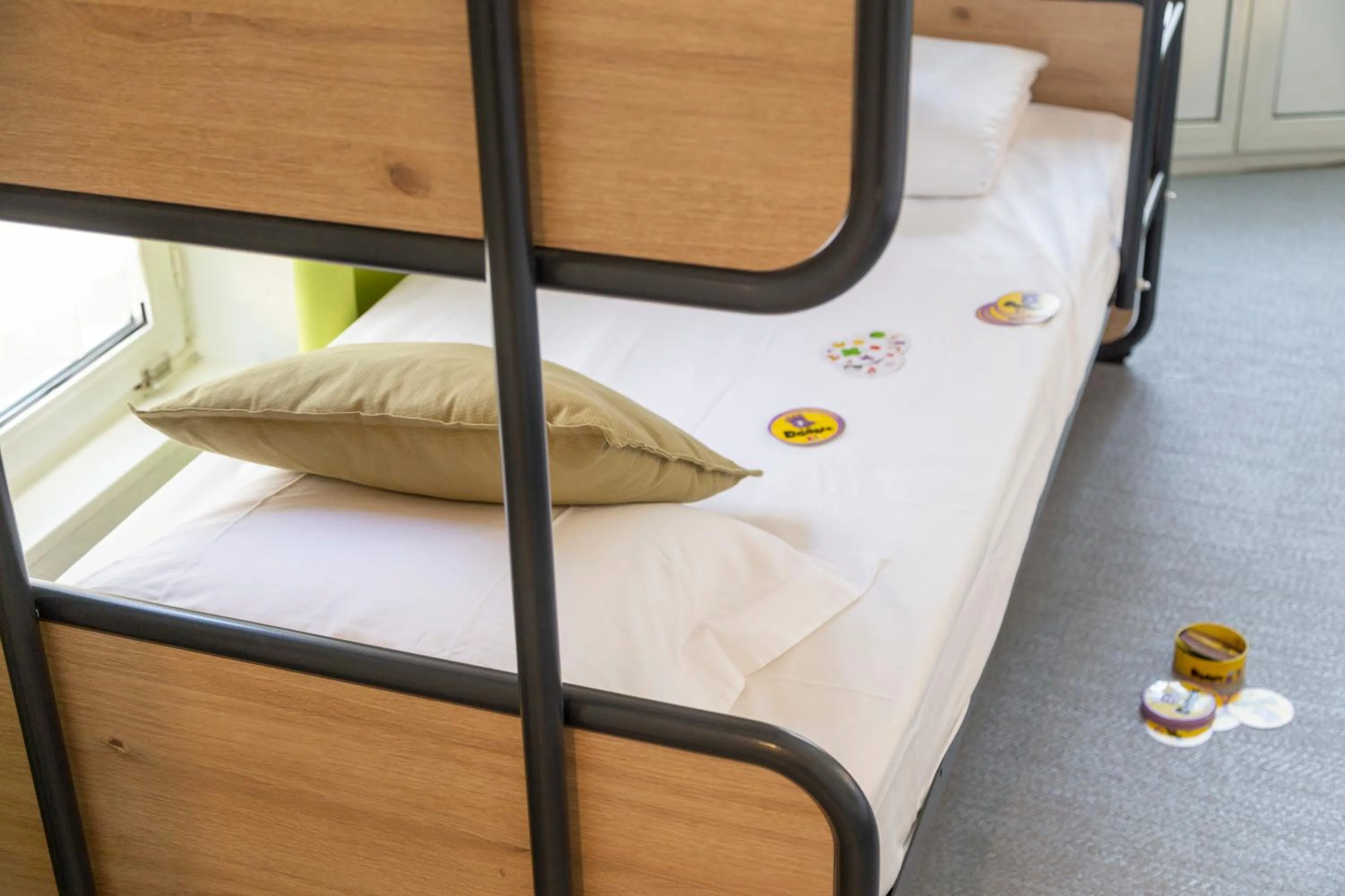 Decorative detail, Bed in Hotel Victoria