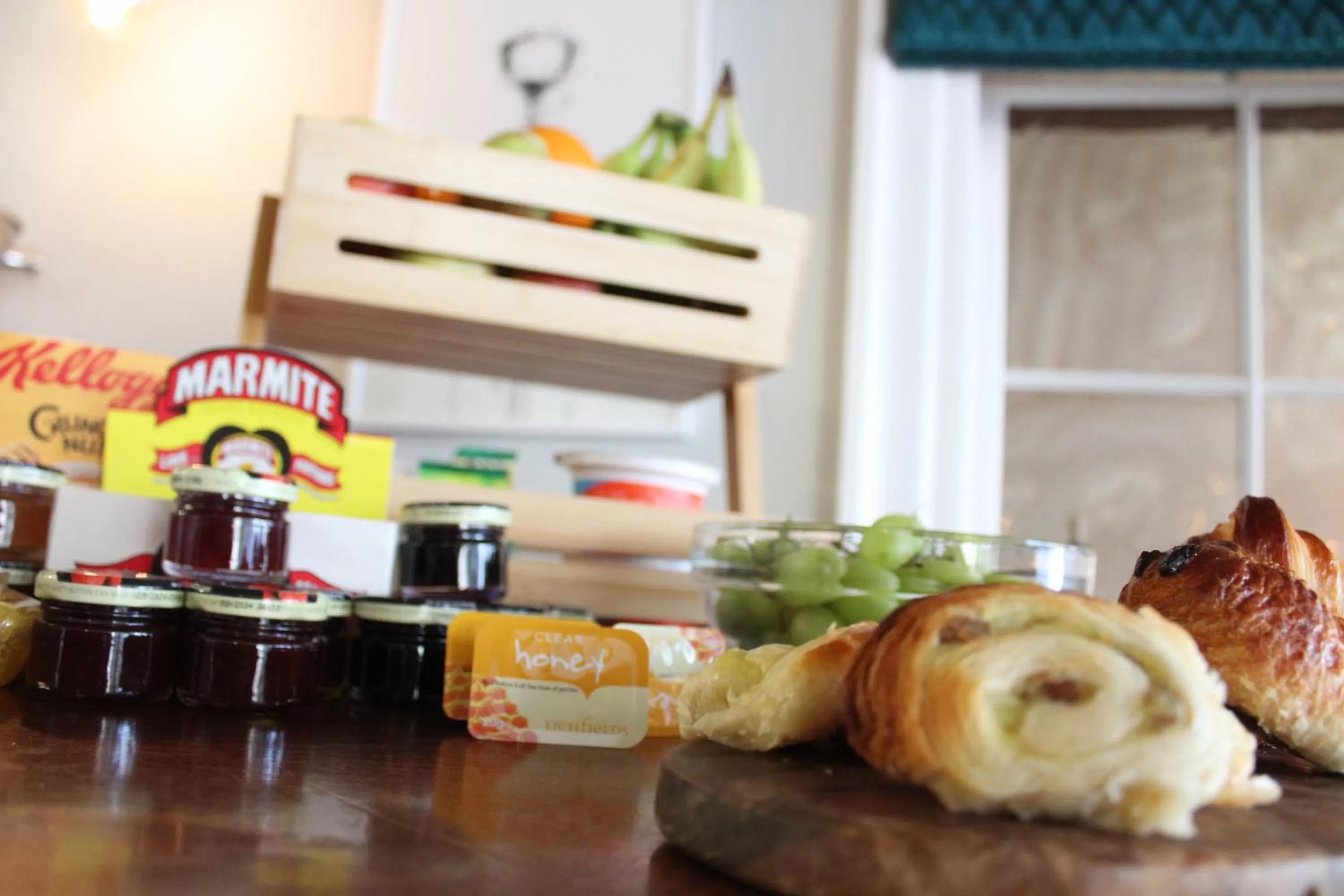 Breakfast in The Town House