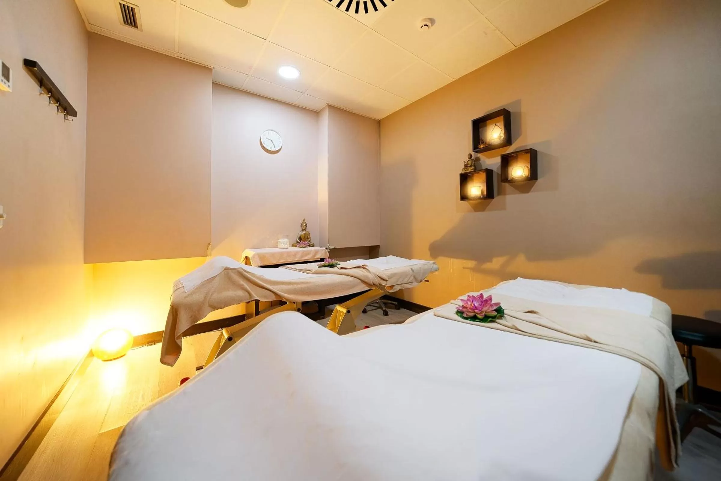 Massage in Bull Vital Suites & Spa Boutique Hotel - Only Adults