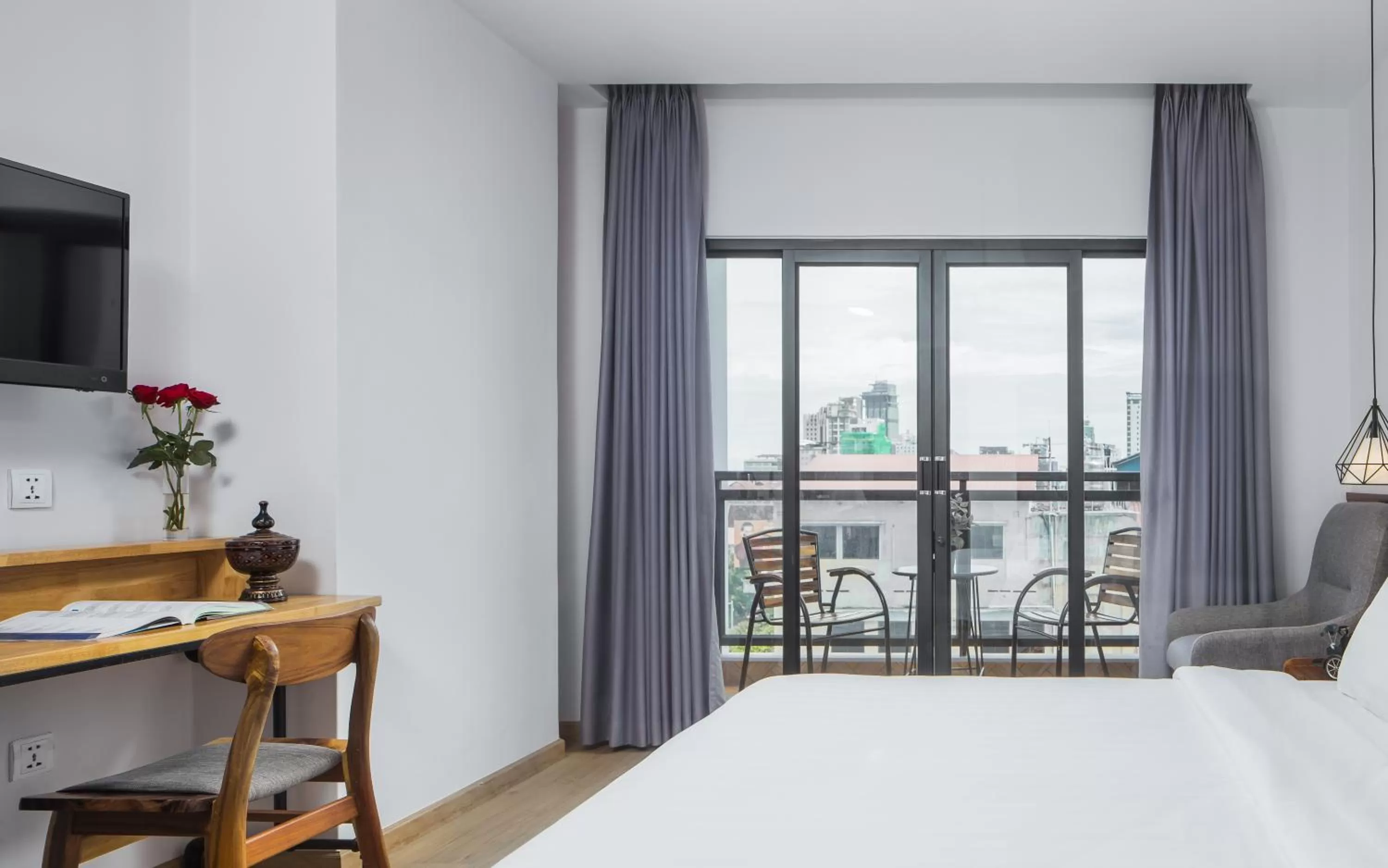 Deluxe Double Room in Phnom Penh 51 Hotel