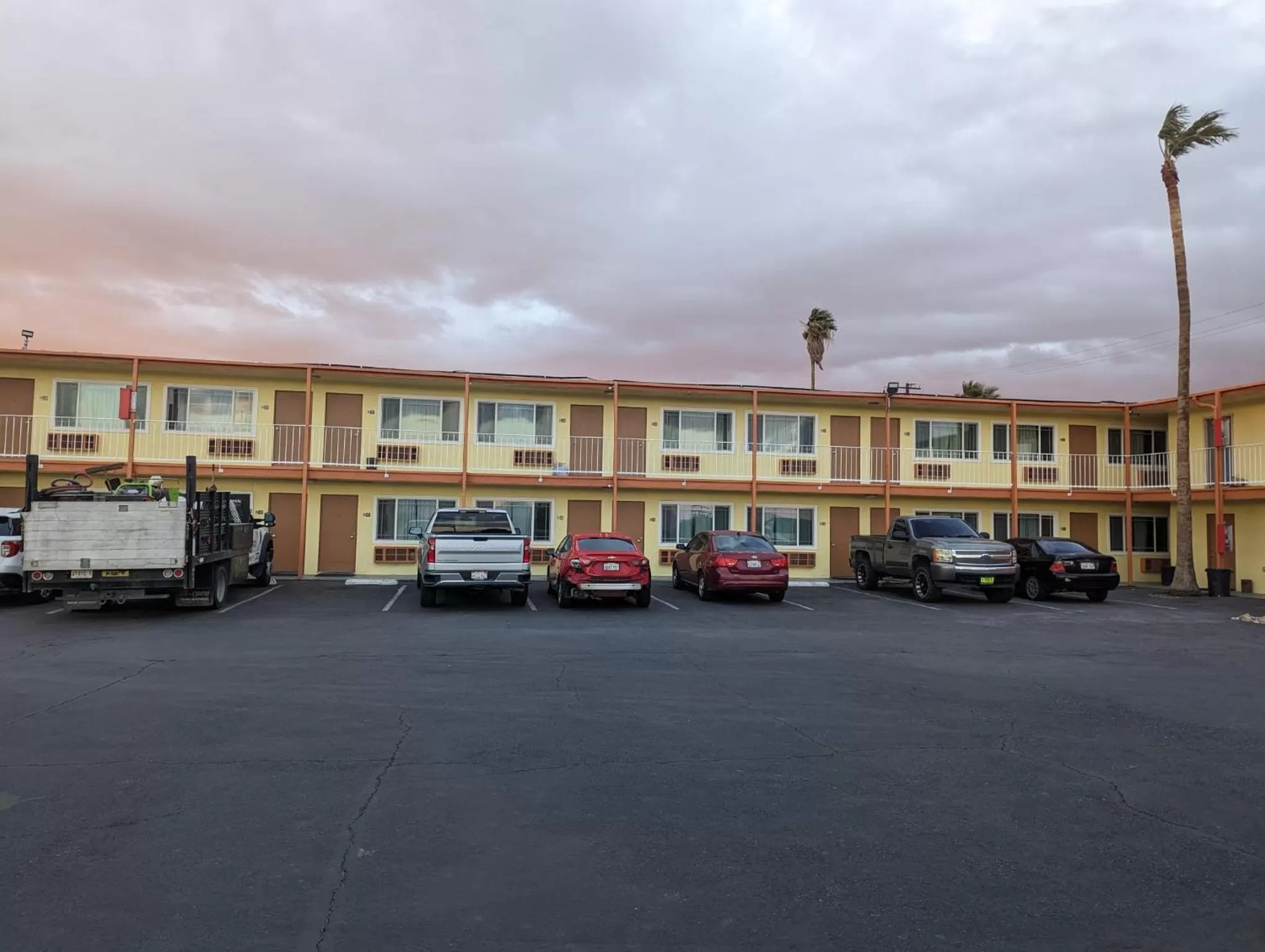 Property building in BEST MOTEL on Historic Route 66, Barstow