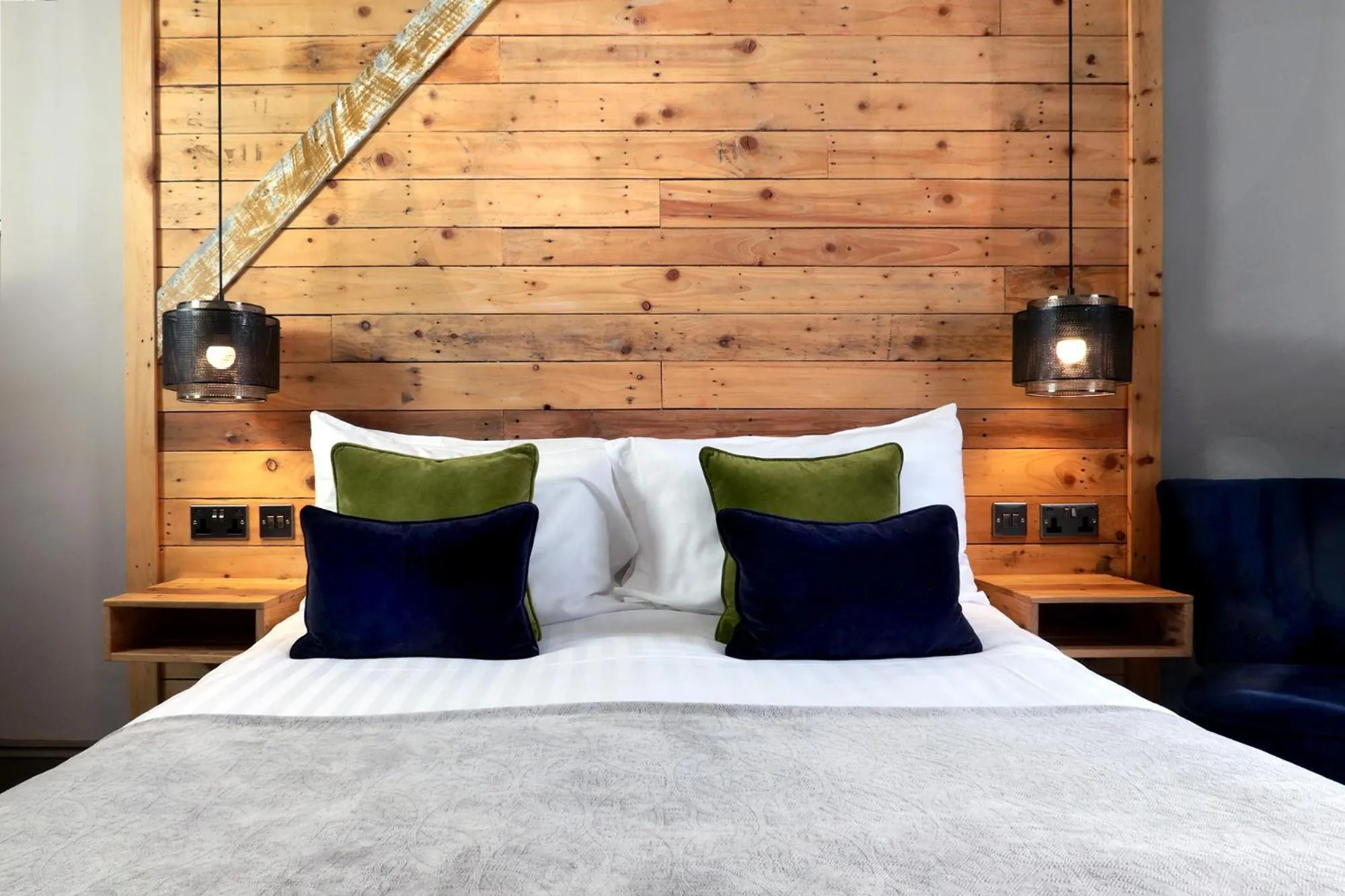 Bed in The Southern Belle