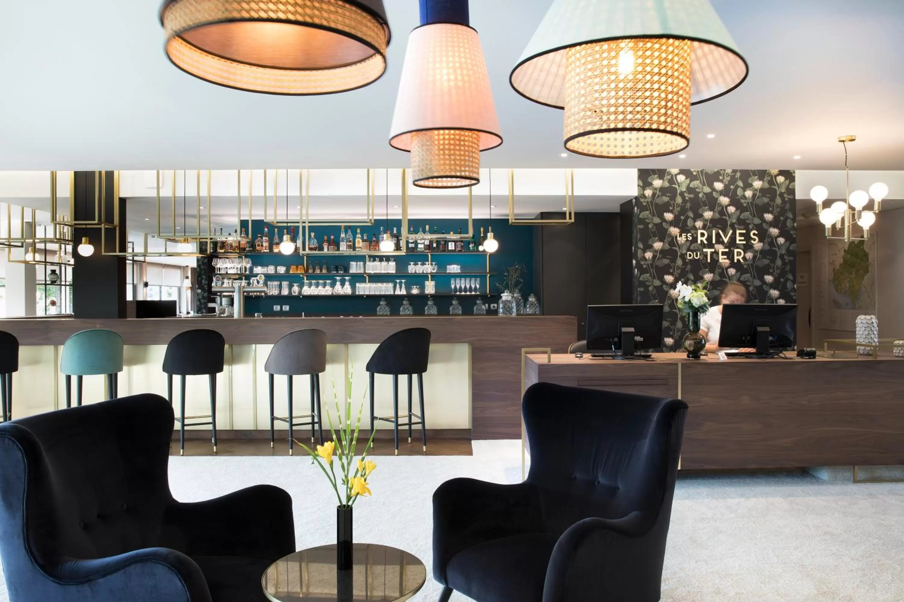 Lobby or reception in Best Western Plus Hotel les Rives du Ter