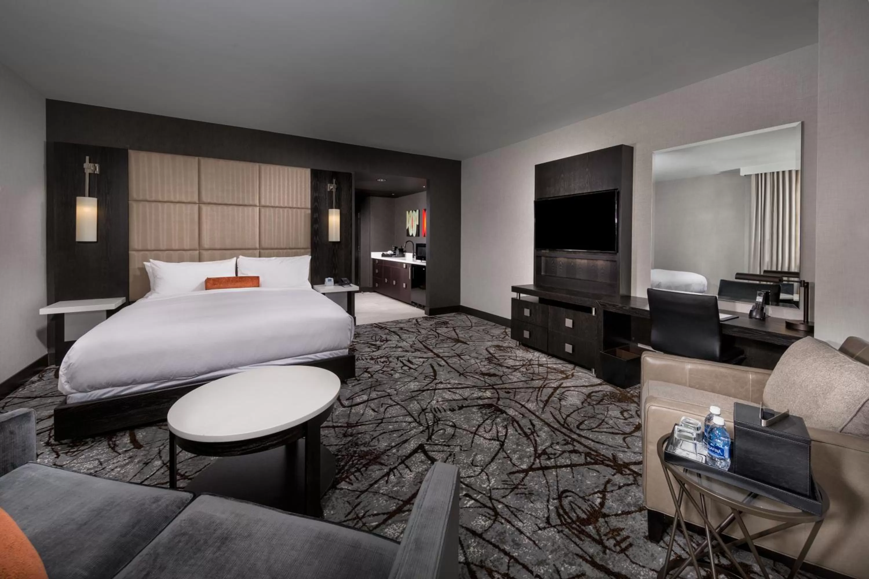 Bed in The Hotel at the University of Maryland