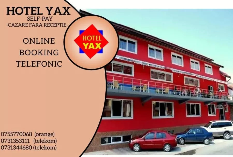 Property building in Motel Yax