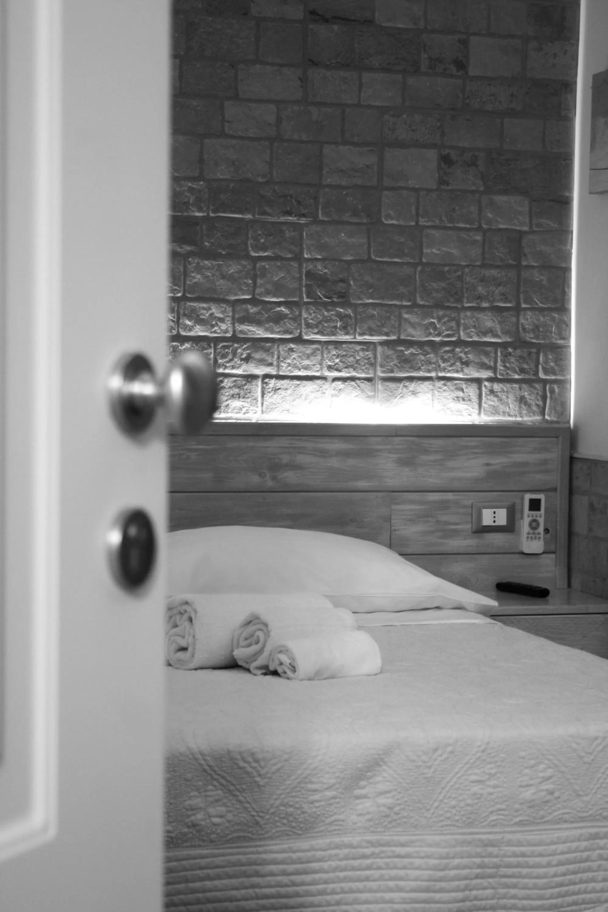 Bed in Fiumicino Airport B&B Deluxe